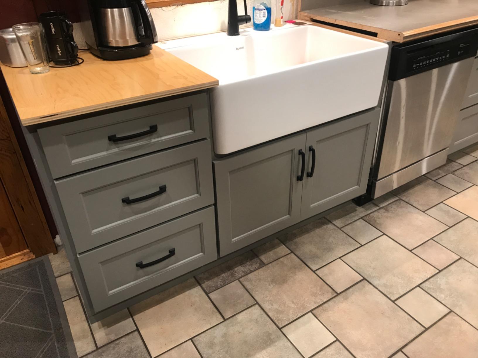 Ruvati 30 x 20 inch Fireclay Reversible Farmhouse Apron-Front Kitchen Sink Single Bowl - White - RVL2100WH customer photo 1