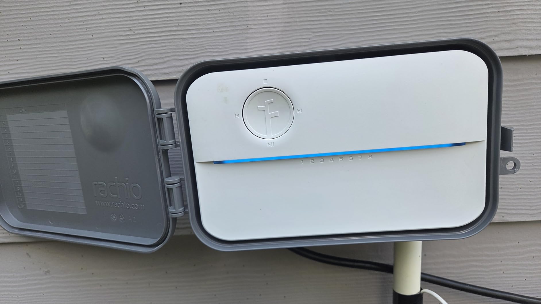 Rachio 3: 8 Zone Smart Sprinkler Controller (Simple Automated Scheduling + Local Weather Intelligence. Save Water w/ Rain, Freeze & Wind Skip), App Enabled, Works w/ Alexa, Fast & Easy Install customer photo 2