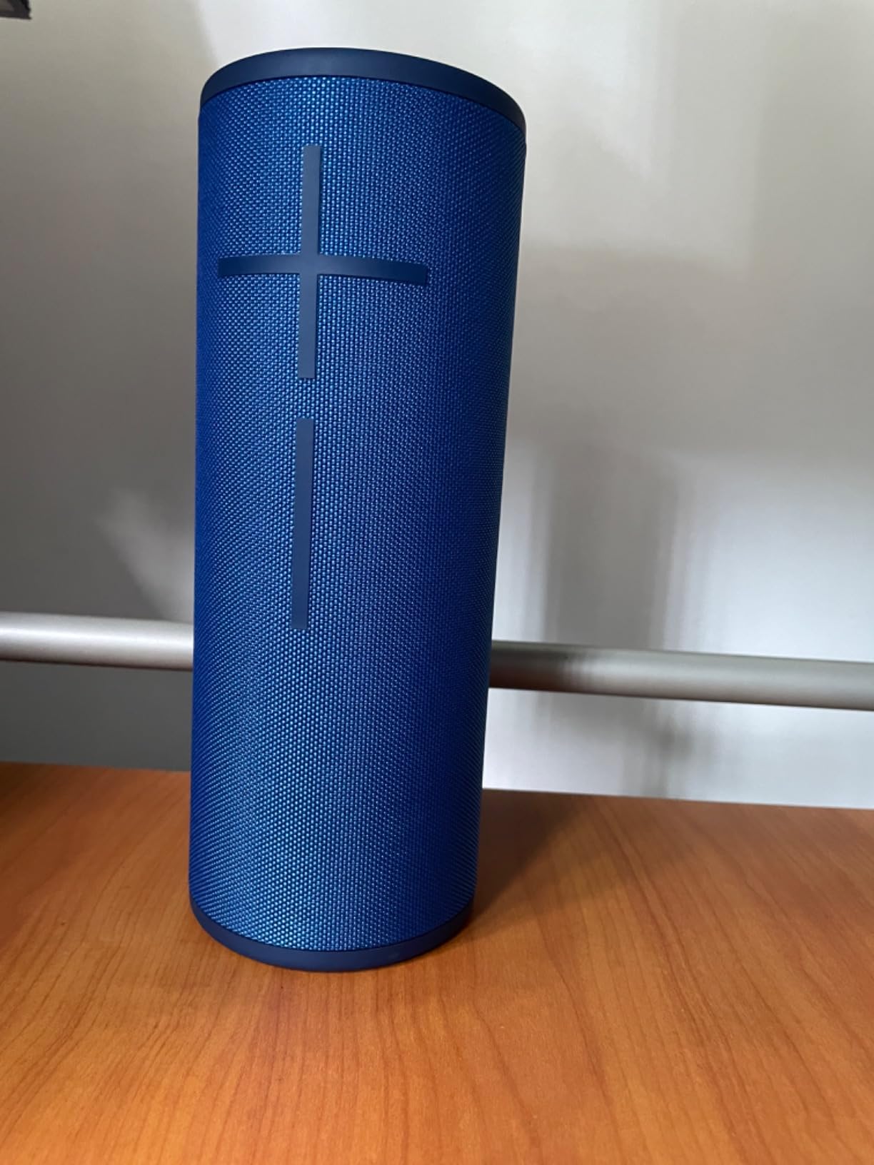 Ultimate Ears MEGABOOM 3 Portable Wireless Bluetooth Speaker - Lagoon Blue customer photo 2