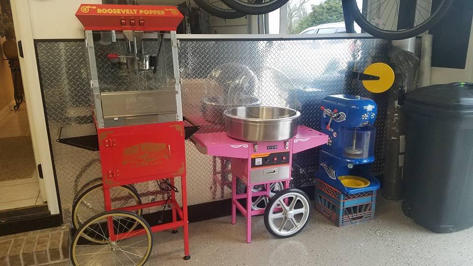 VIVO Blue 1030W Electric Cotton Candy Machine Cart, CANDY-V002B | Mobile Rolling Candy Floss Maker with 20 in Stainless Steel Bowl Sugar Scoop and Drawer, Easy Home or Commercial Use customer photo 1