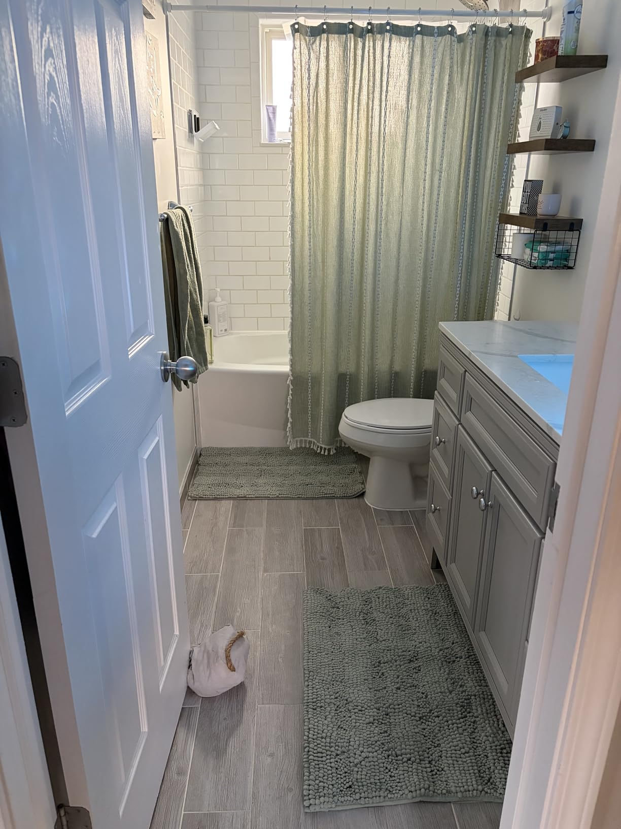 H.VERSAILTEX Grey Bathroom Rug Set Bath Mats, 2 Piece Bath Rugs Non Slip Thick Soft Chenille Striped Bath Rug Set, Bath Mats for Bathroom Sets (Grey, 20
