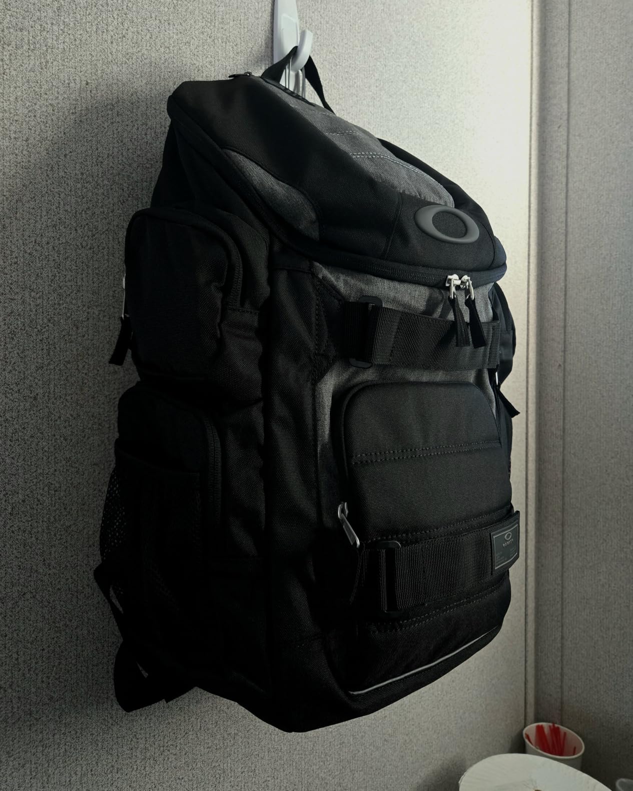 Oakley Men's Enduro 2.0 30L Backpack, Core Camo customer photo 1