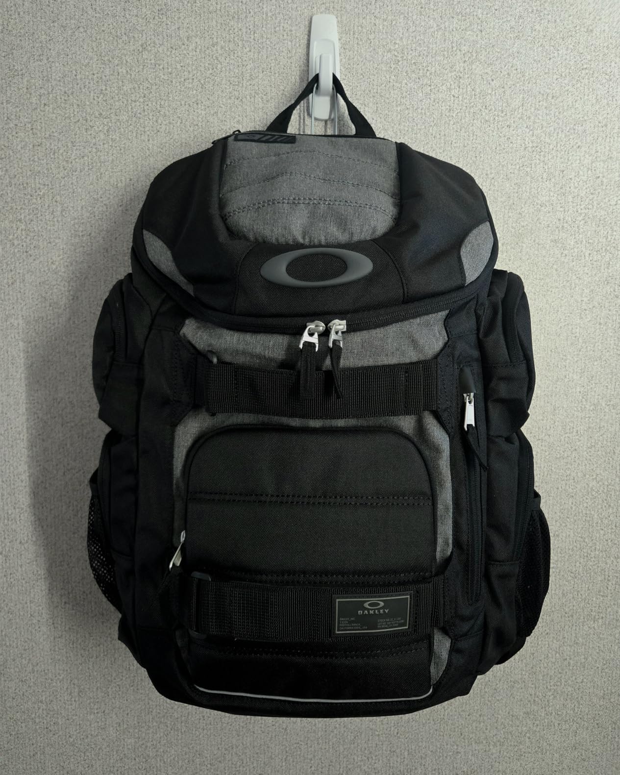 Oakley Men's Enduro 2.0 30L Backpack, Core Camo customer photo 2