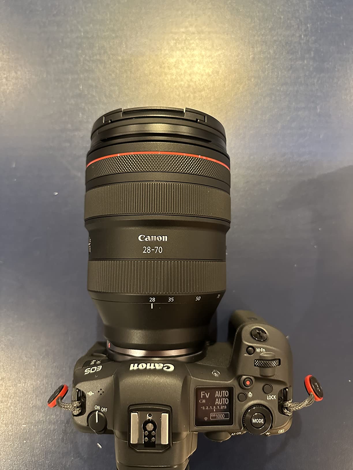 Canon RF28-70mm F2 L USM Lens, Zoom Lens, Compatible with EOS R Series Mirrorless Cameras customer photo 2