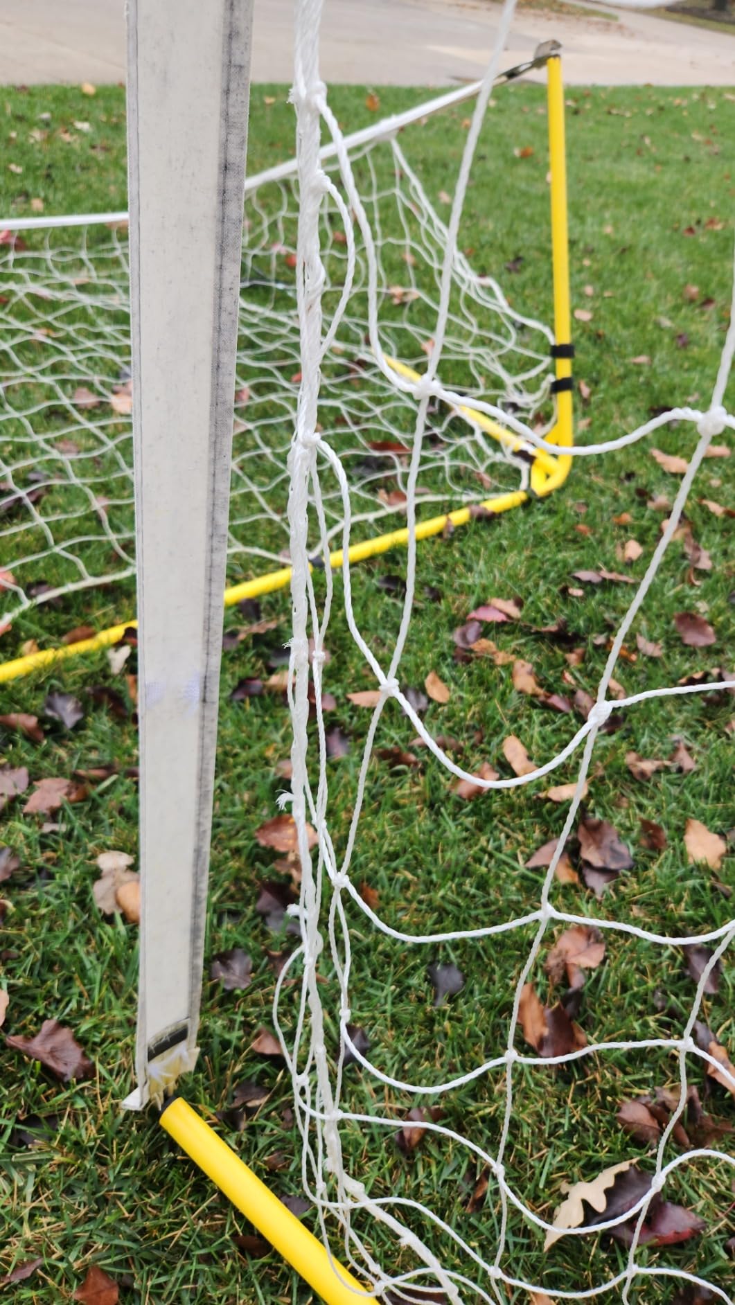 SKLZ Quickster Soccer Goal - Portable Goal for Backyard & Field - Durable Tension-Tite Frame & Heavy Gauge 2-Ply Net - Adjustable Click-Lock Poles, Metal Stakes - Carrying Case with Handle customer photo 2
