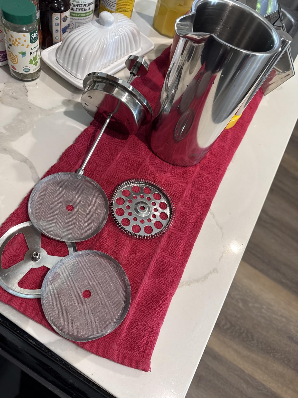 MuellerLiving French Press Coffee Maker 34oz, Stainless Steel French Press Coffee, 4 Filter Heat Resistant Double Insulated, Rust-Free, Food Grade, Dishwasher Safe Coffee Pot customer photo 1