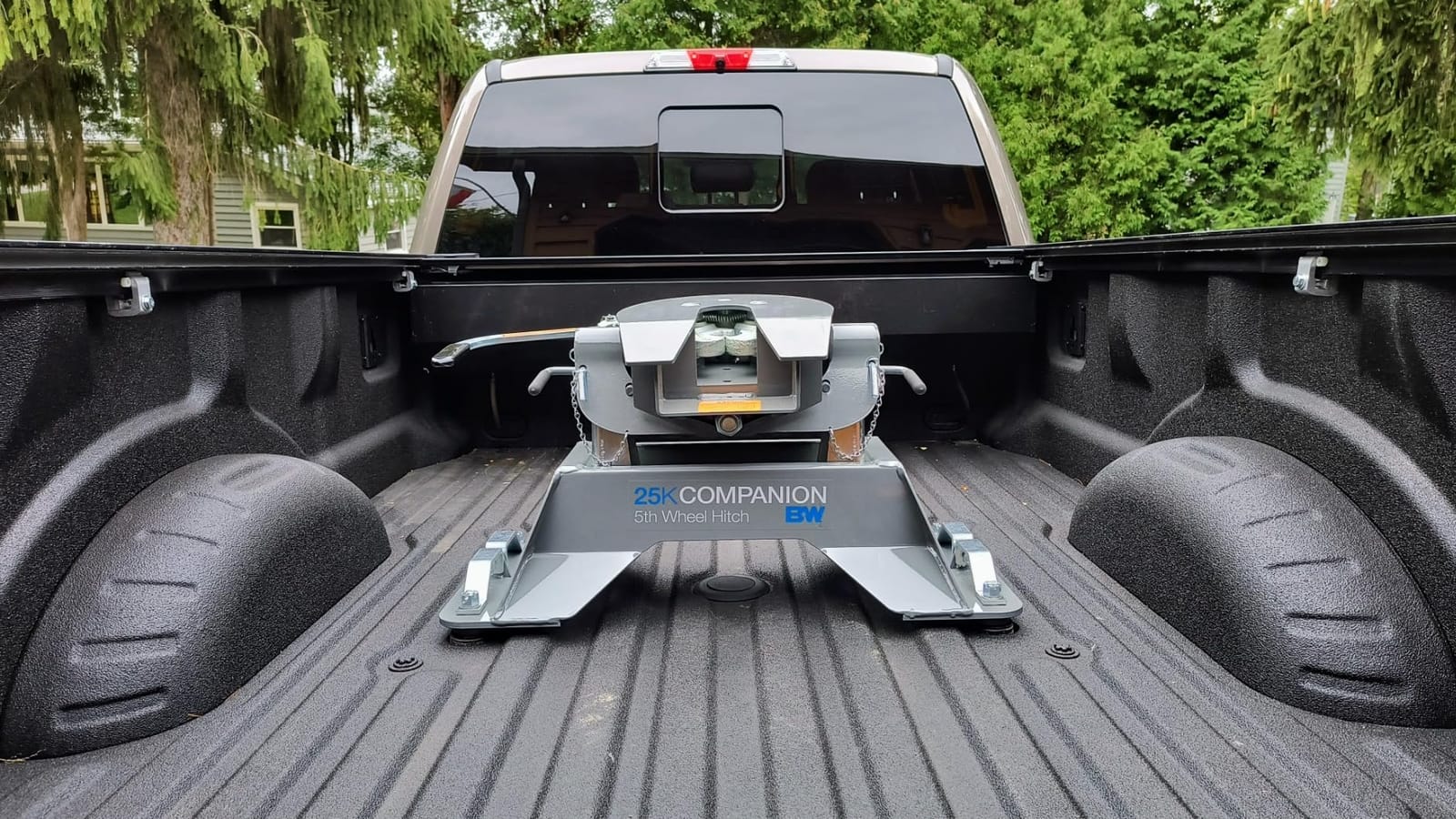 B&W Trailer Hitches 25K Companion OEM Fifth Wheel Hitch - Compatible with Ford OEM Puck System - RVK3305 customer photo 1