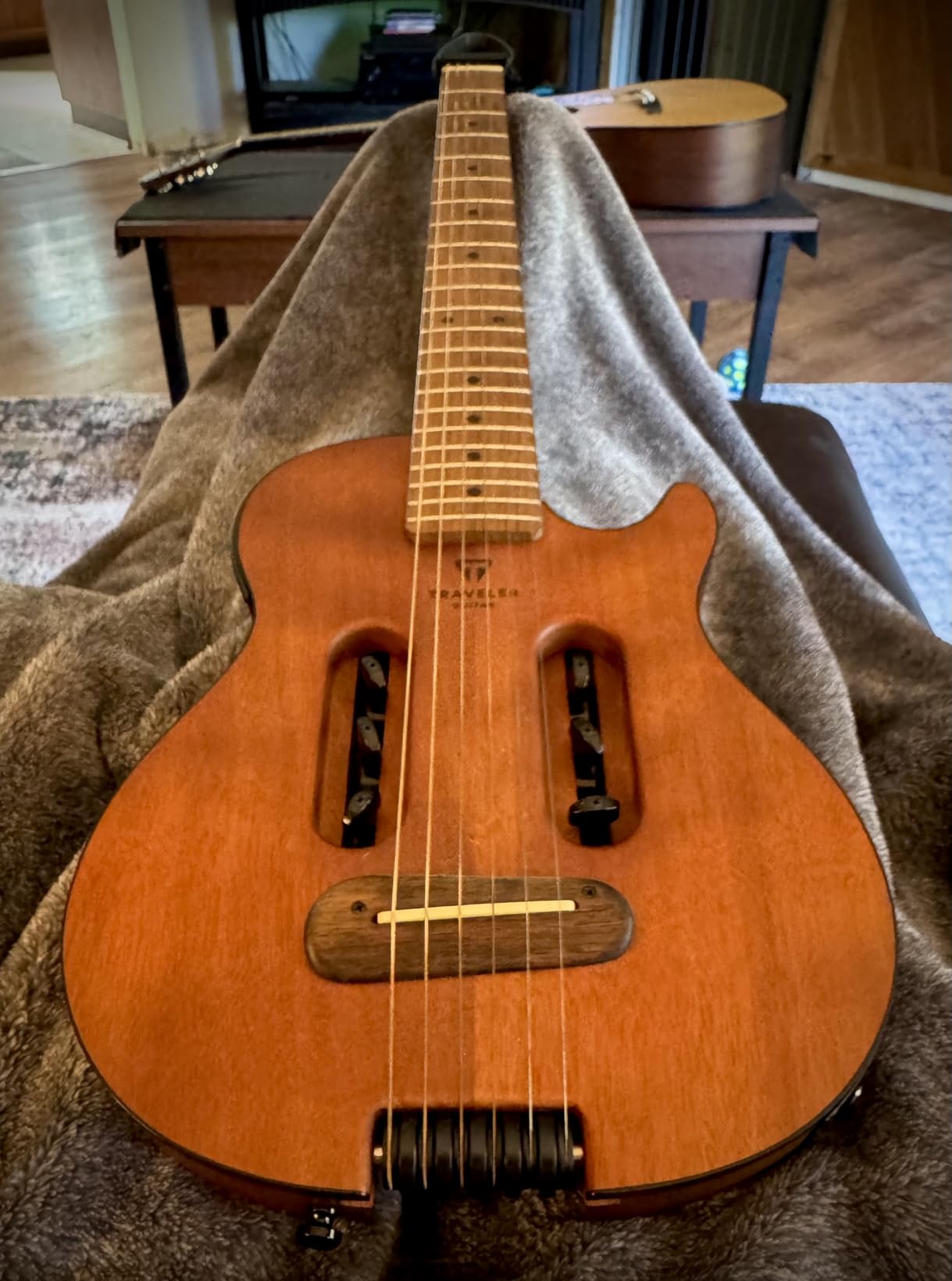 Traveler Guitar Escape Mark III Mahogany Acoustic Guitar | Portable Acoustic with Built-in Headphone Amp | Full 25.5