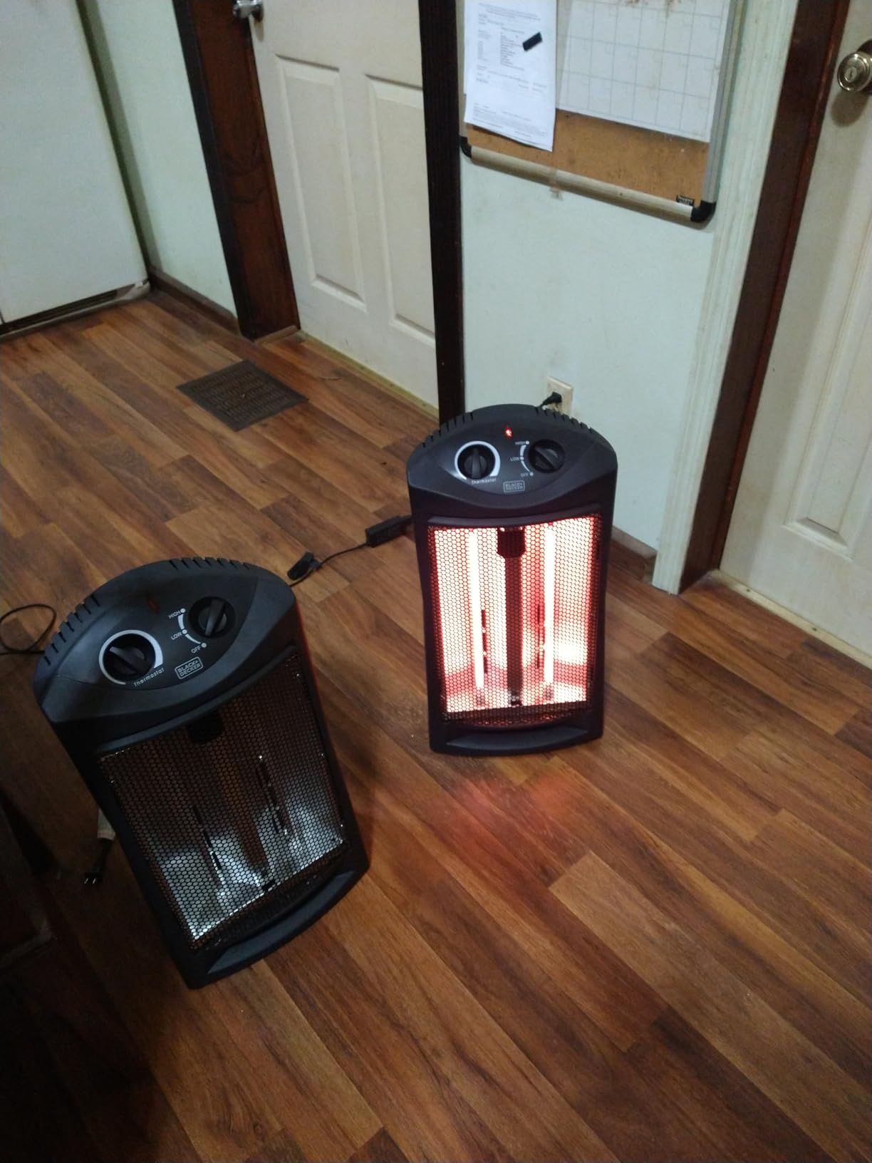 BLACK+DECKER Infrared Radiant Quartz Tower Heater, BHTI06, Black | 1500W Personal Space Heater with Adjustable Thermostat, 2 Settings, For Home and Office, Safety Overheat Protection customer photo 1