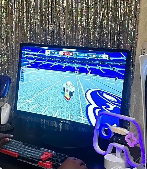 Sceptre Curved 24-inch Gaming Monitor 1080p R1500 98% sRGB HDMI x2 VGA Build-in Speakers, VESA Wall Mount Machine Black (C248W-1920RN Series) customer photo 2