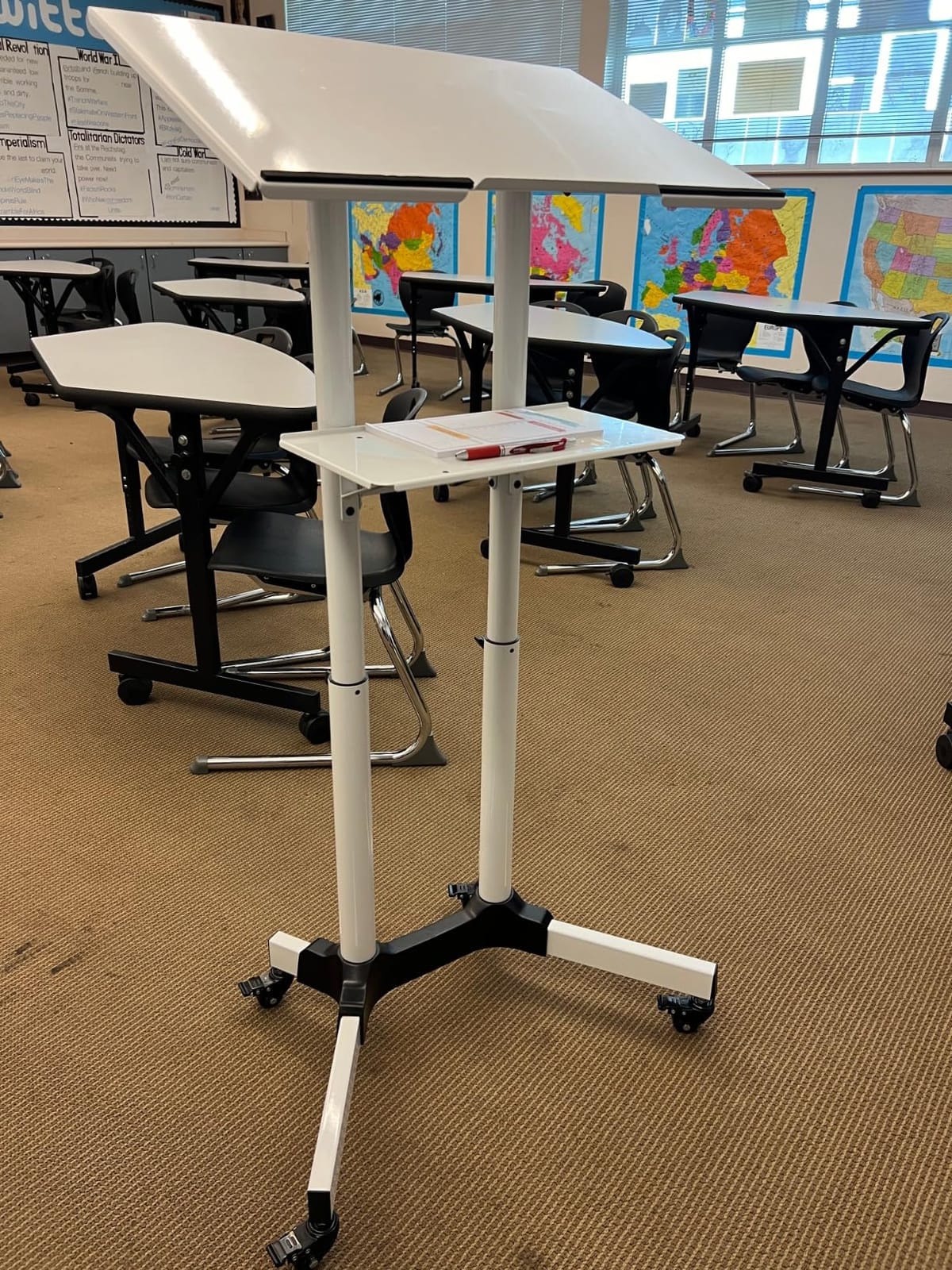 VIVO Mobile 24 x 16 inch Lectern Podium, Height Adjustable Steel Rolling Laptop Cart on Wheels, Black, CART-V03E customer photo 2