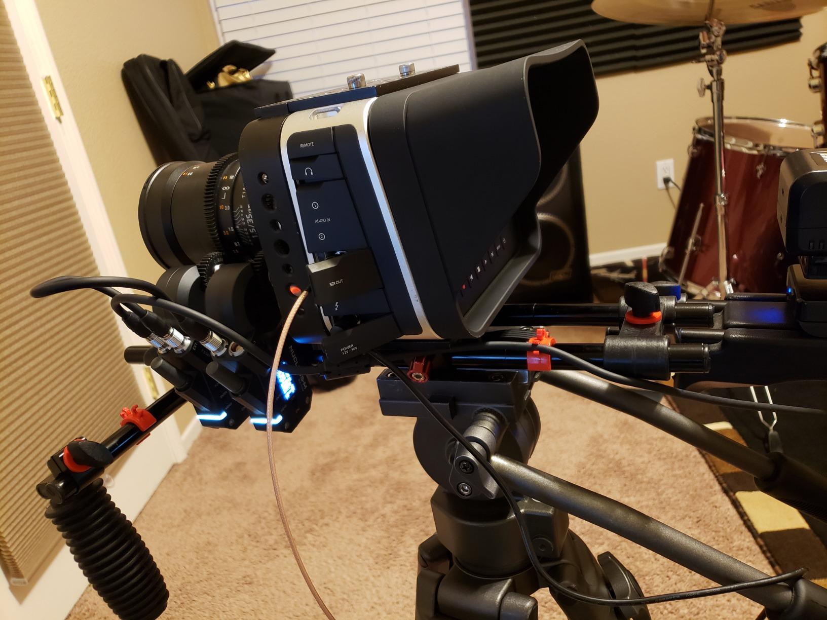 Nucleus-M Wireless FIZ Lens Control System | Dual Hand Grips | FIZ Hand Unit | Two Motors | 1000ft Range | Run Stop Support | 0.8M Gear Compatibility | WLC-T03 customer photo 1
