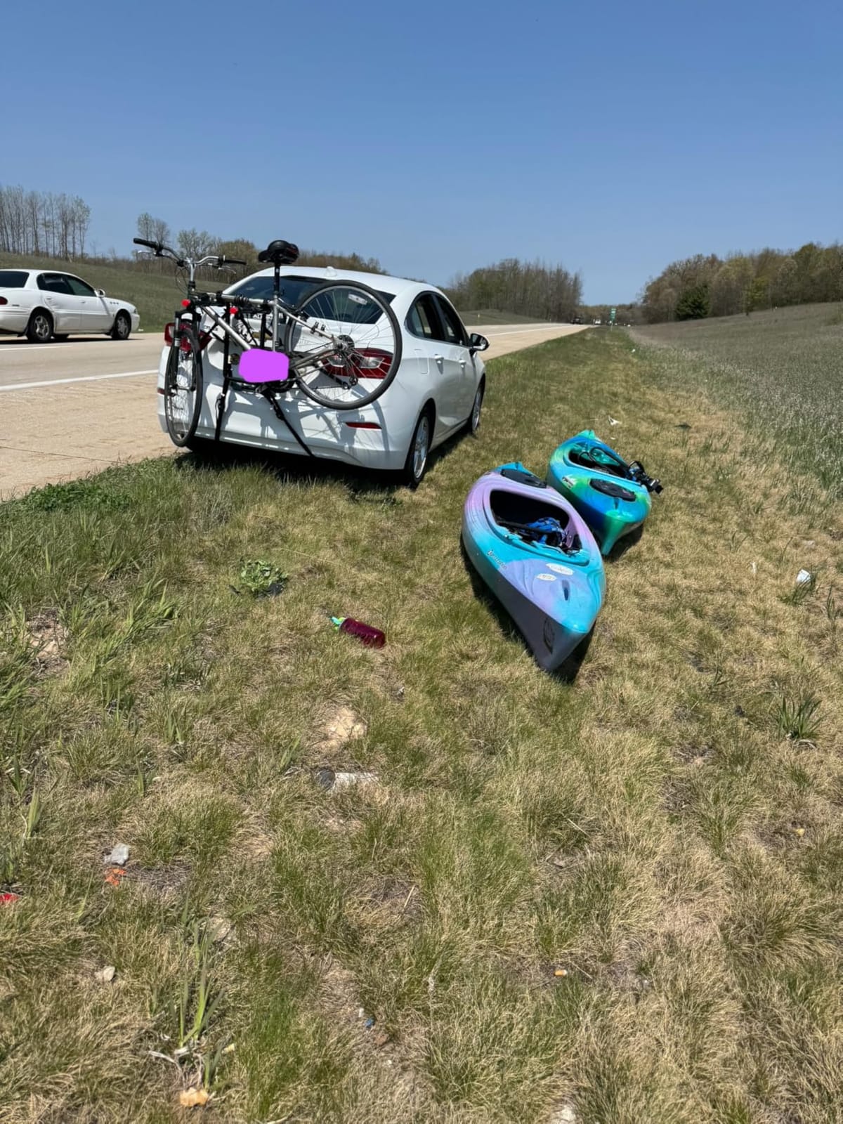 Perception Joyride - Sit Inside Kayak for Adults and Kids - Recreational and Multi-Water Kayak with Selfie Slot customer photo 2