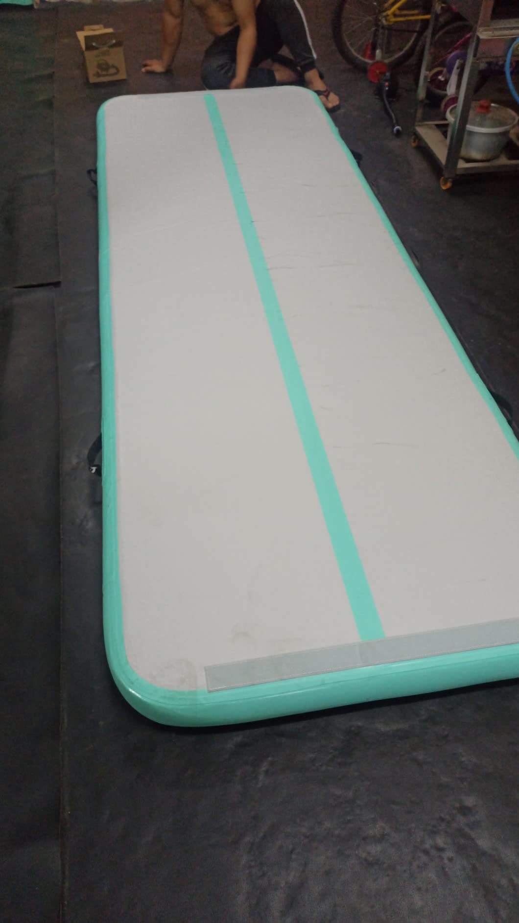 AKSPORT Gymnastics Air Mat Tumble Track Tumbling Mat Inflatable Floor Mats with Air Pump for Home Use/Tumble/Gym/Training/Cheerleading/Parkour/Beach/Park/Water customer photo 2