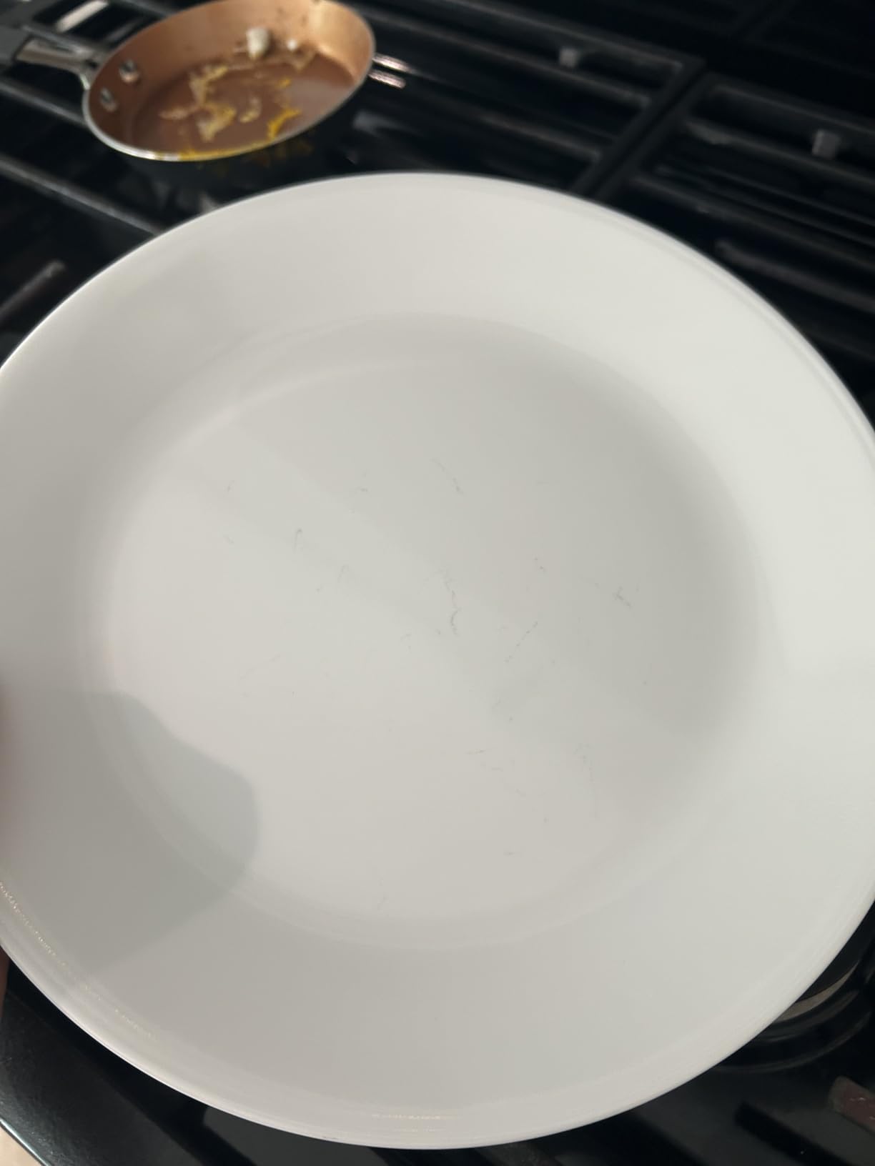 Corelle Vitrelle 78-Piece Service for 12 Dinnerware Set, Triple Layer Glass and Chip Resistant, Lightweight Round Plates and Bowls Set, Winter Frost White customer photo 1