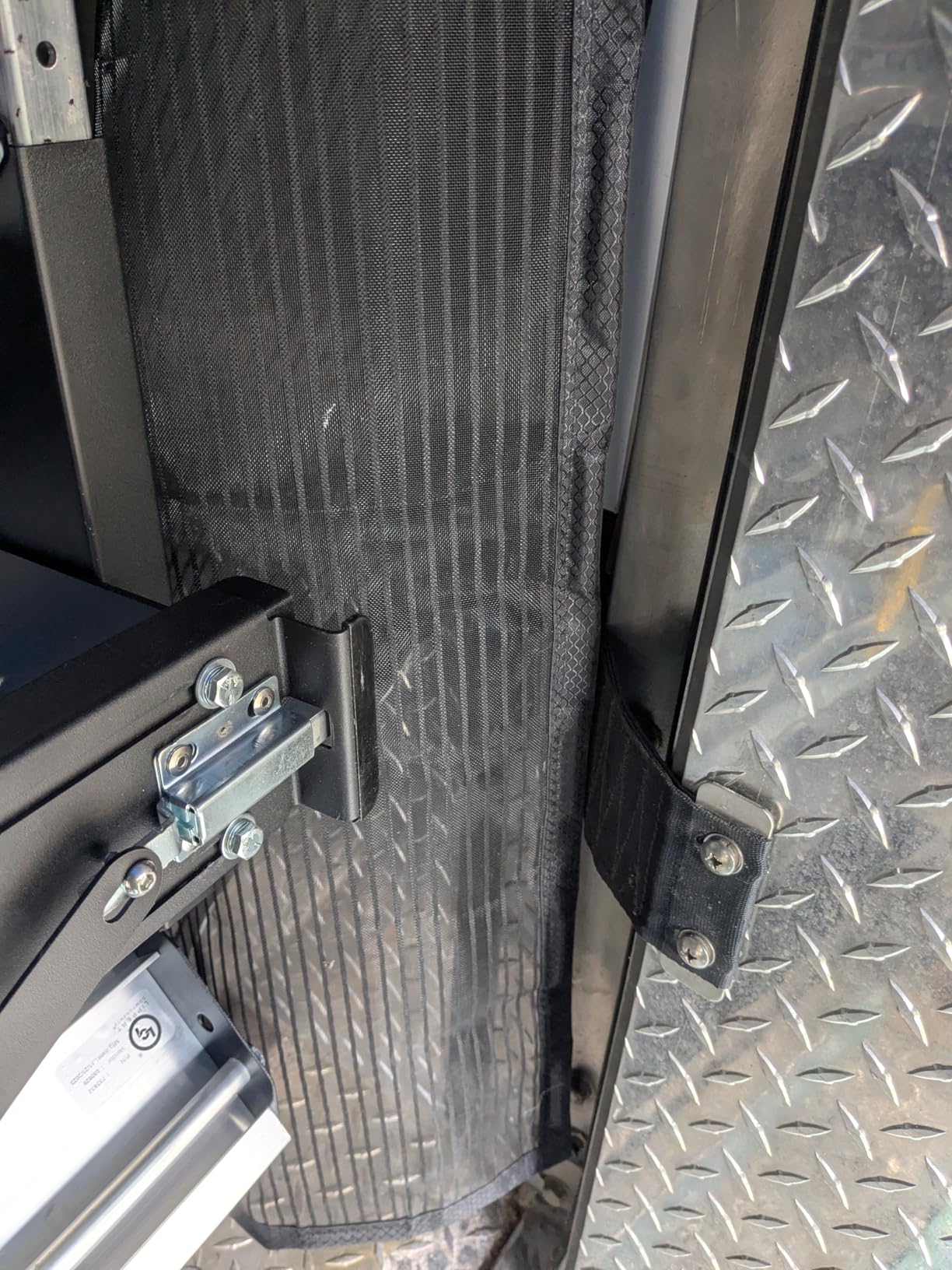 Lippert Components 733931 Solid Step Quad Step for RV and Travel Trailer Entry Doorway Black, 26-inch customer photo 1