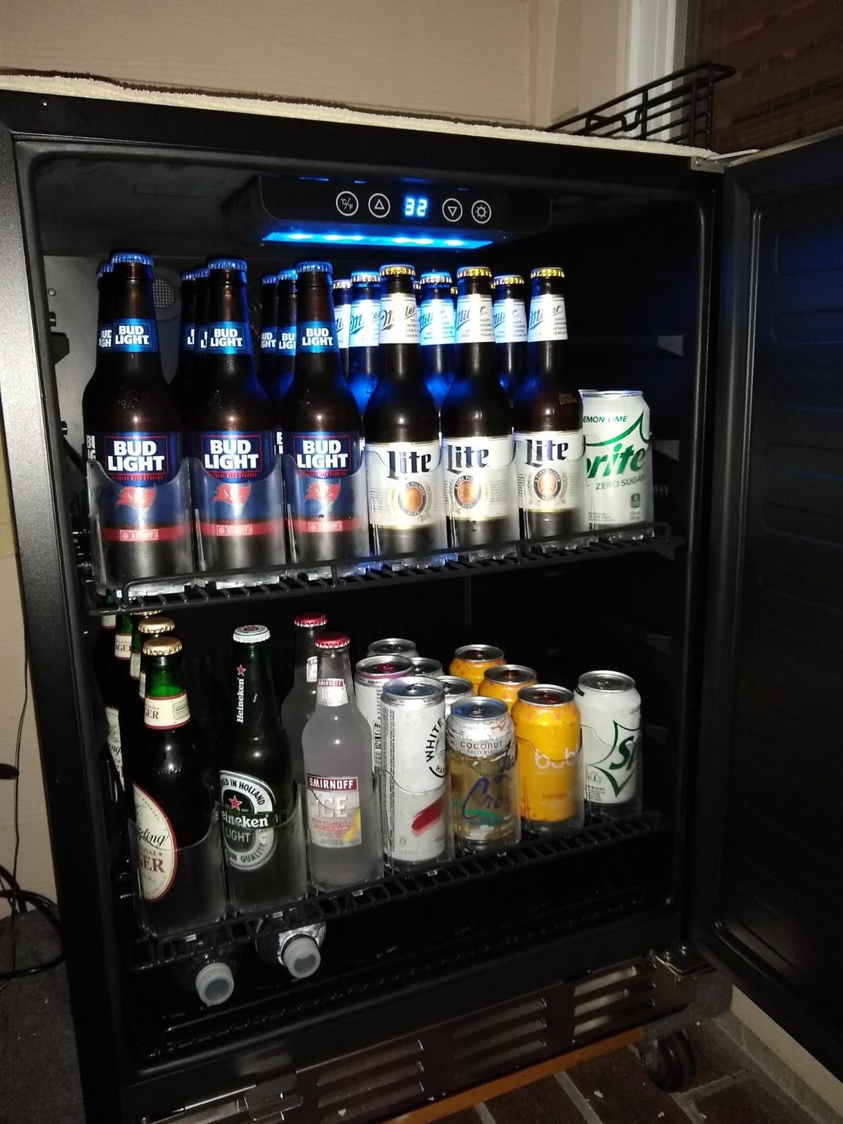 Kalamera 24 inch Stainless Steel Beverage Refrigerator, Outdoor Mini Fridge | Under Counter Beverage Cooler for 154 Cans with 32-41℉ Temperature Range - Soda, Beer Refrigerator with Soild Stainless Door customer photo 2