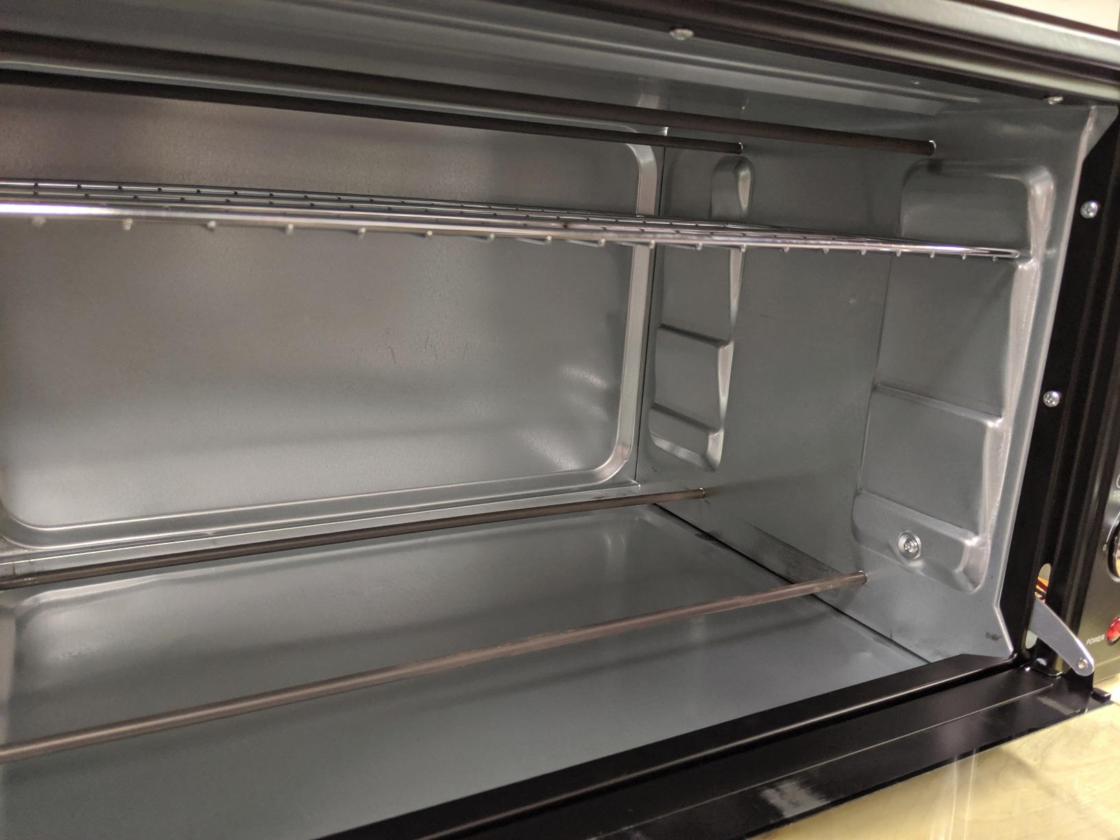 Bench Top Powder Coating Oven, 450 degrees Max Temperature | 1600 Watt, 120 Volt, Operates up to 450 degrees F, Internal Dimensions: 17 in. L x 12 1/2 in. W x 11 in. H, 3 ft. L Cord customer photo 1