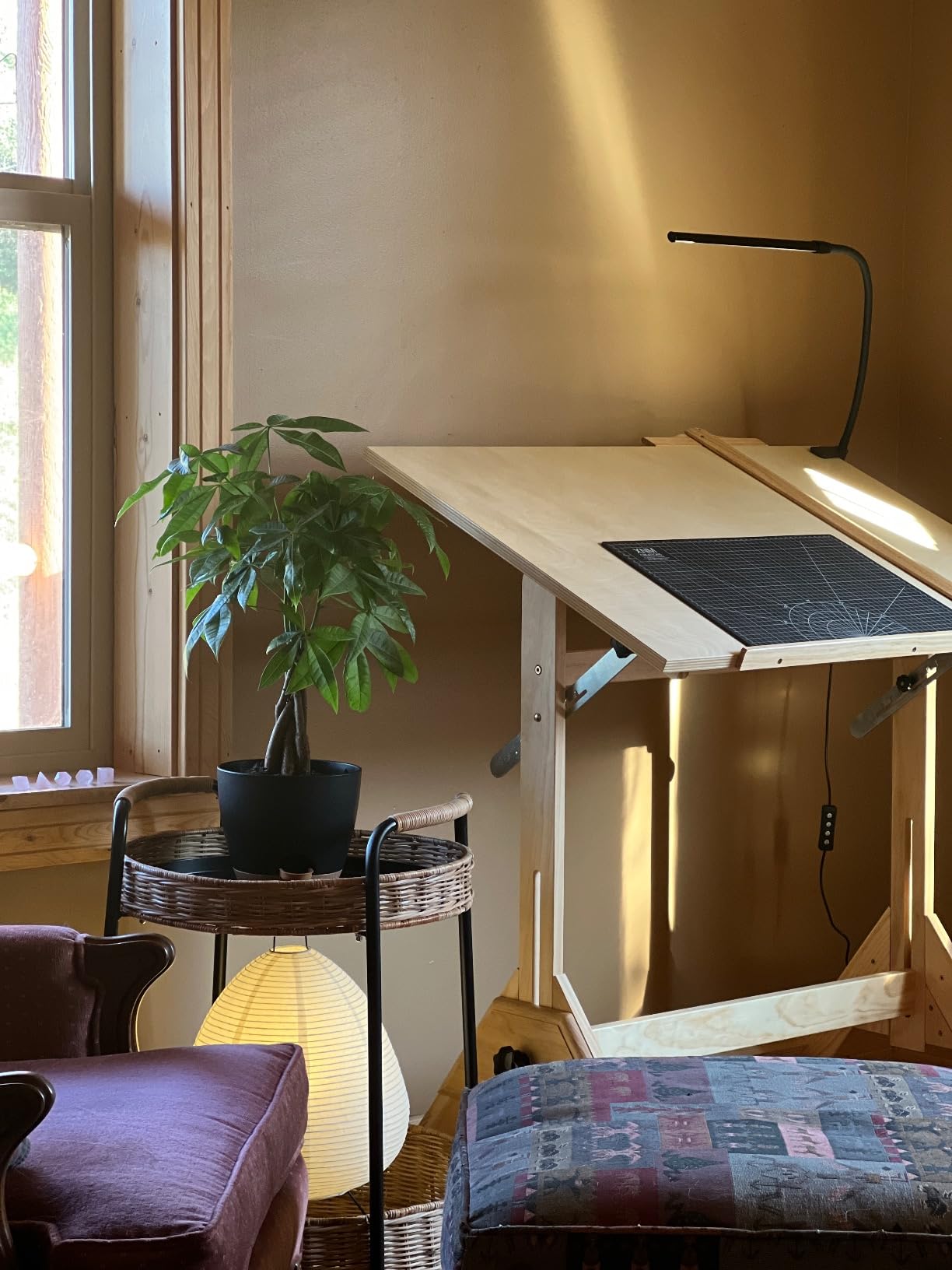 MEEDEN Wood Adjustable Drafting Table: 35.5