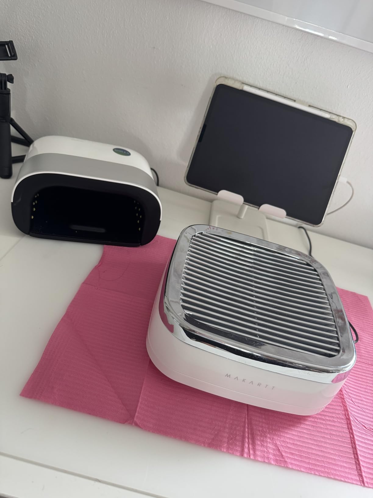 Makartt Nail Dust Collector Plug-in: 60W Dual Turbine Dust Extractor | with 5200RPM Adjustable Suction, Reusable Filter Nail Vacuum for Acrylic Gel Dip Powder, Salon Home Use, Sylvie customer photo 1