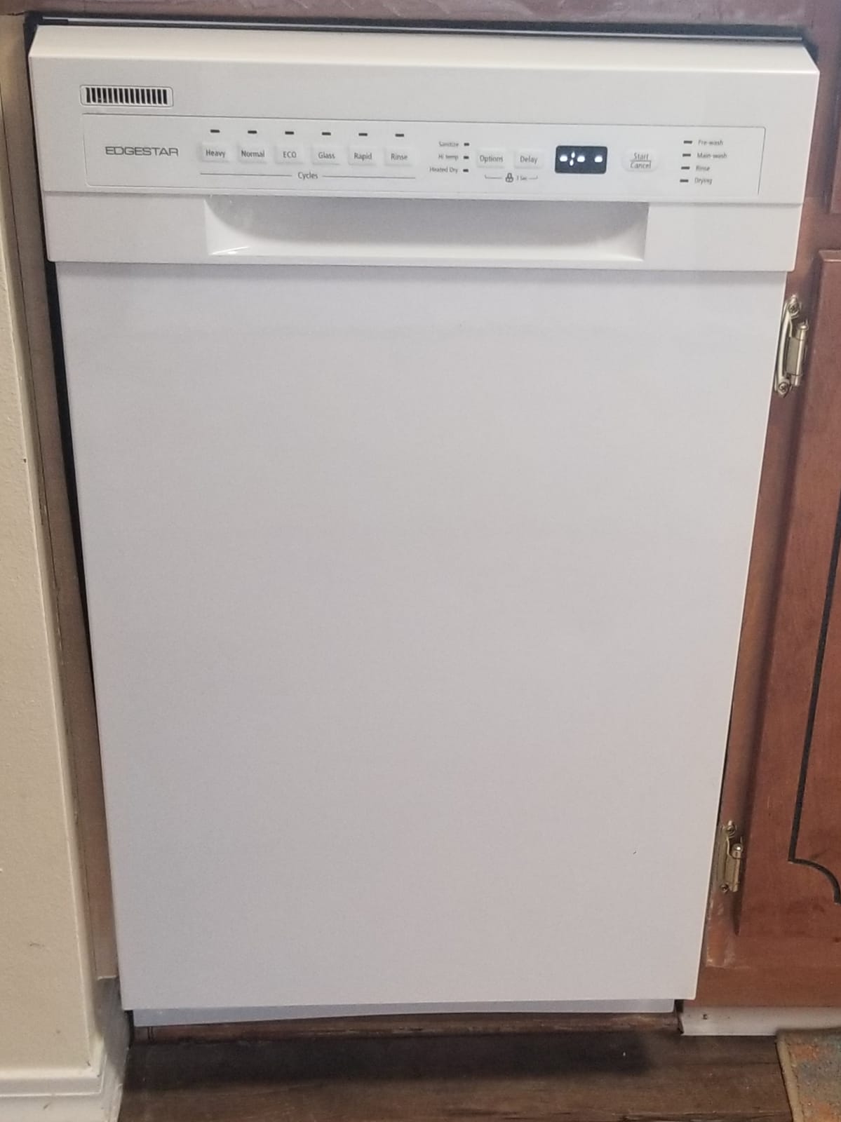 EdgeStar 18 Inch Wide Built-In Dishwasher | Energy Star Rated, 8 Place Settings, 6 Wash Cycles, Slim Design, Digital Display, Heated Dry, Leakage Sensor, Black customer photo 1
