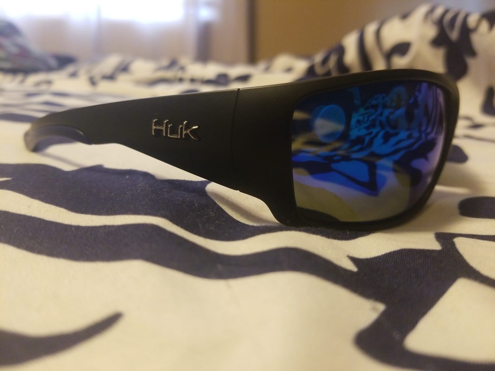 HUK Sunglasses, Polarized Lens Eyewear with Performance Frames, Fishing, Sports & Outdoors Sunglasses customer photo 2