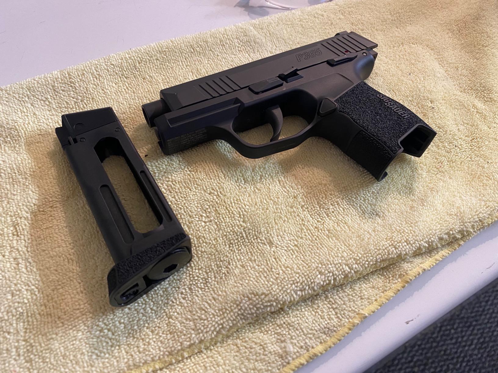 Sig Sauer P365 4.5mm Steel BB CO2-Powered Semi-Automatic Air Pistol customer photo 1