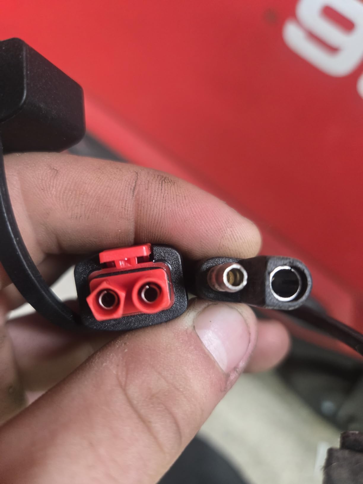 NOCO GENIUS1 1A 6/12V Smart Battery Charger, Trickle Charger & Maintainer | Overcharge Protection, Desulfator, Temperature Compensation, Force Mode, For Lead-Acid (Wet, Gel, AGM) & Lithium (LiFePO4) customer photo 2