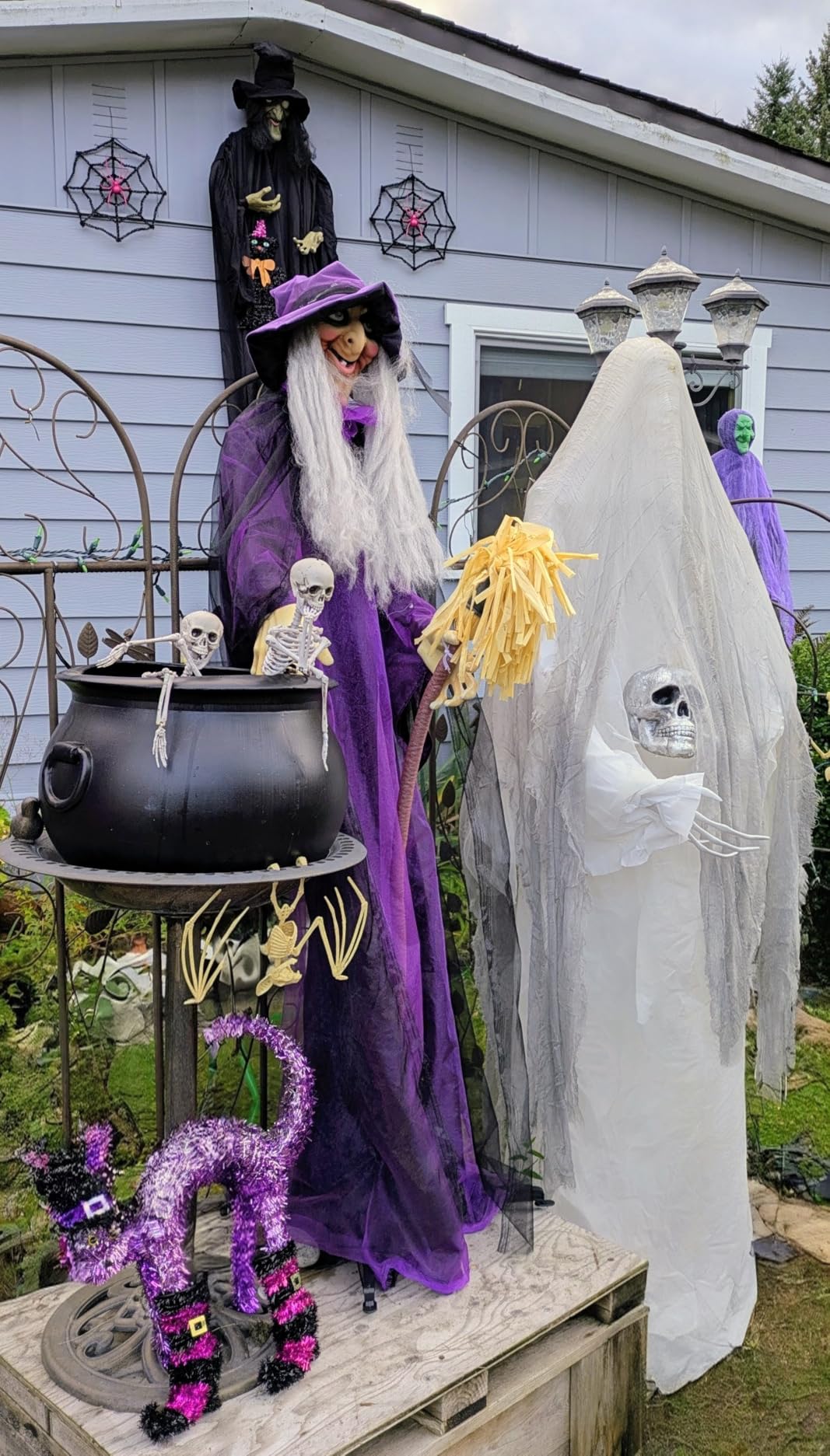 Haunted Hill Farm Life-Size Scary Talking Witch with Broomstick, Halloween Animatronic with Touch Activated Lights and Sound, Battery Operated Indoor or Covered Outdoor Halloween Decorations | 6-Ft Talking Witch with Broomstick, Touch Activated Lights and Sound, Battery Operated, Indoor or Outdoor Decorations customer photo 1
