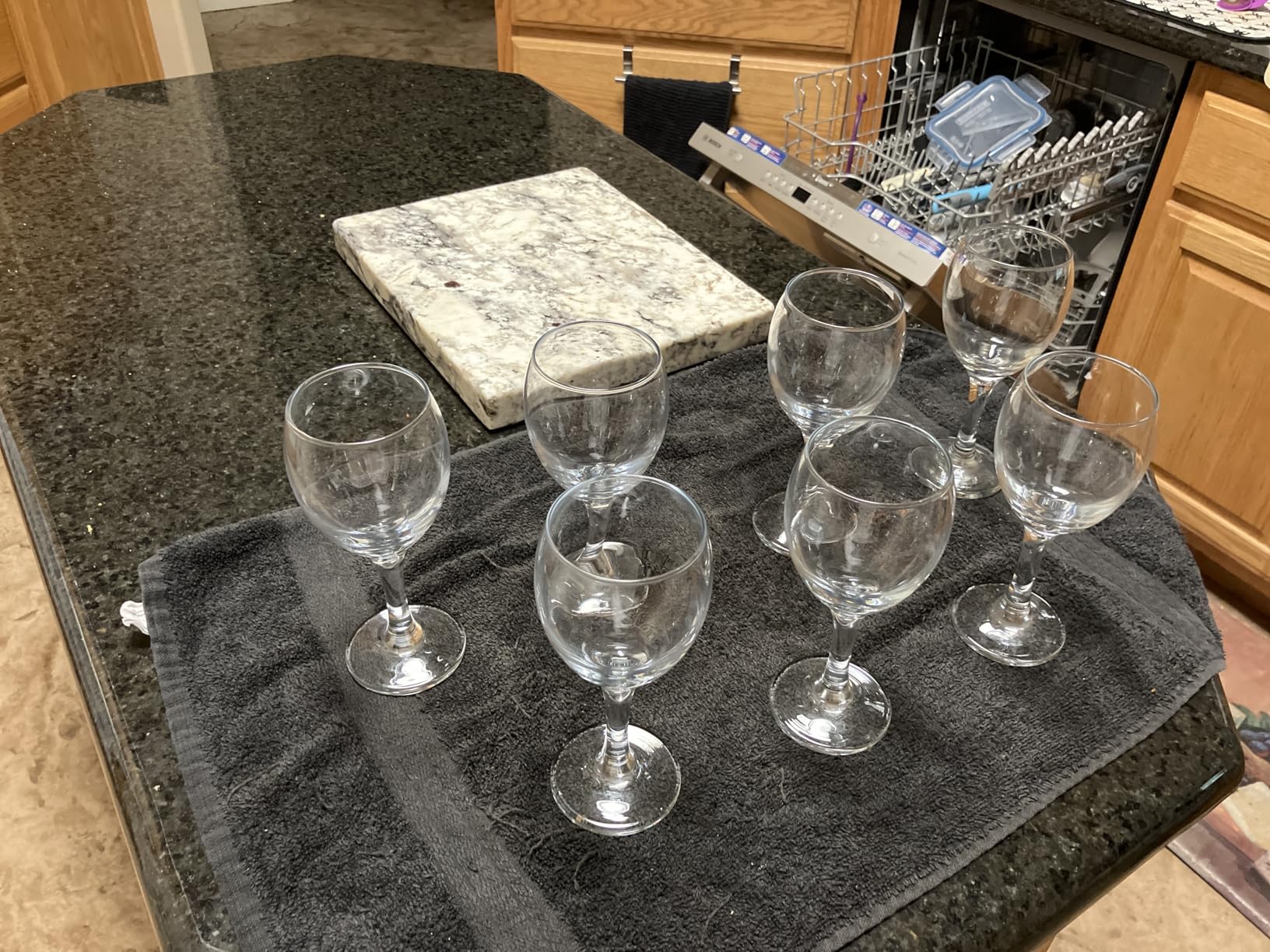 Vikko 11.5 Ounce Wine Glasses, Set of 6 Glasses for Red and White Wine With Stem, Clear Glasses for Wine customer photo 1