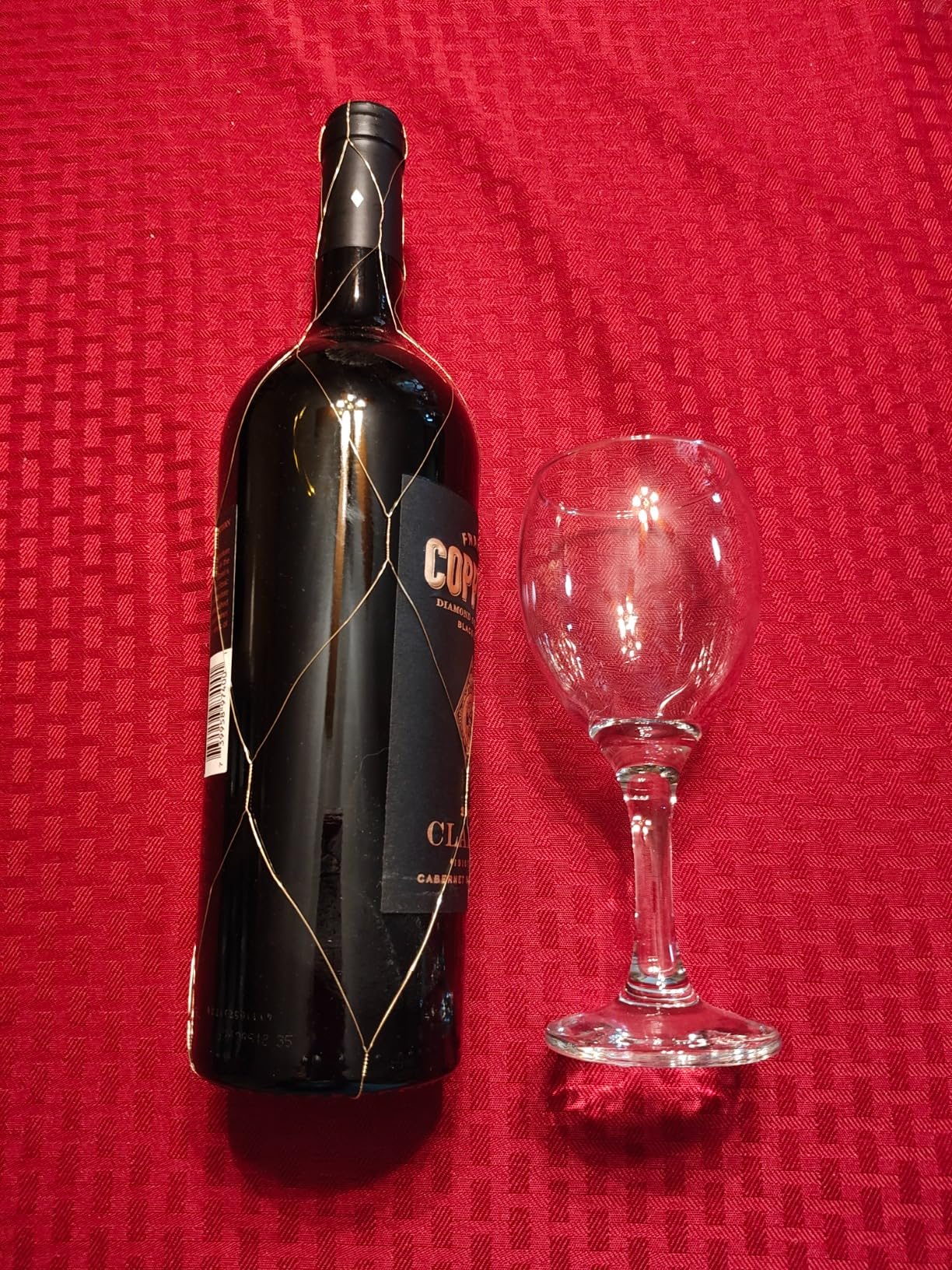 Vikko 11.5 Ounce Wine Glasses, Set of 6 Glasses for Red and White Wine With Stem, Clear Glasses for Wine customer photo 2