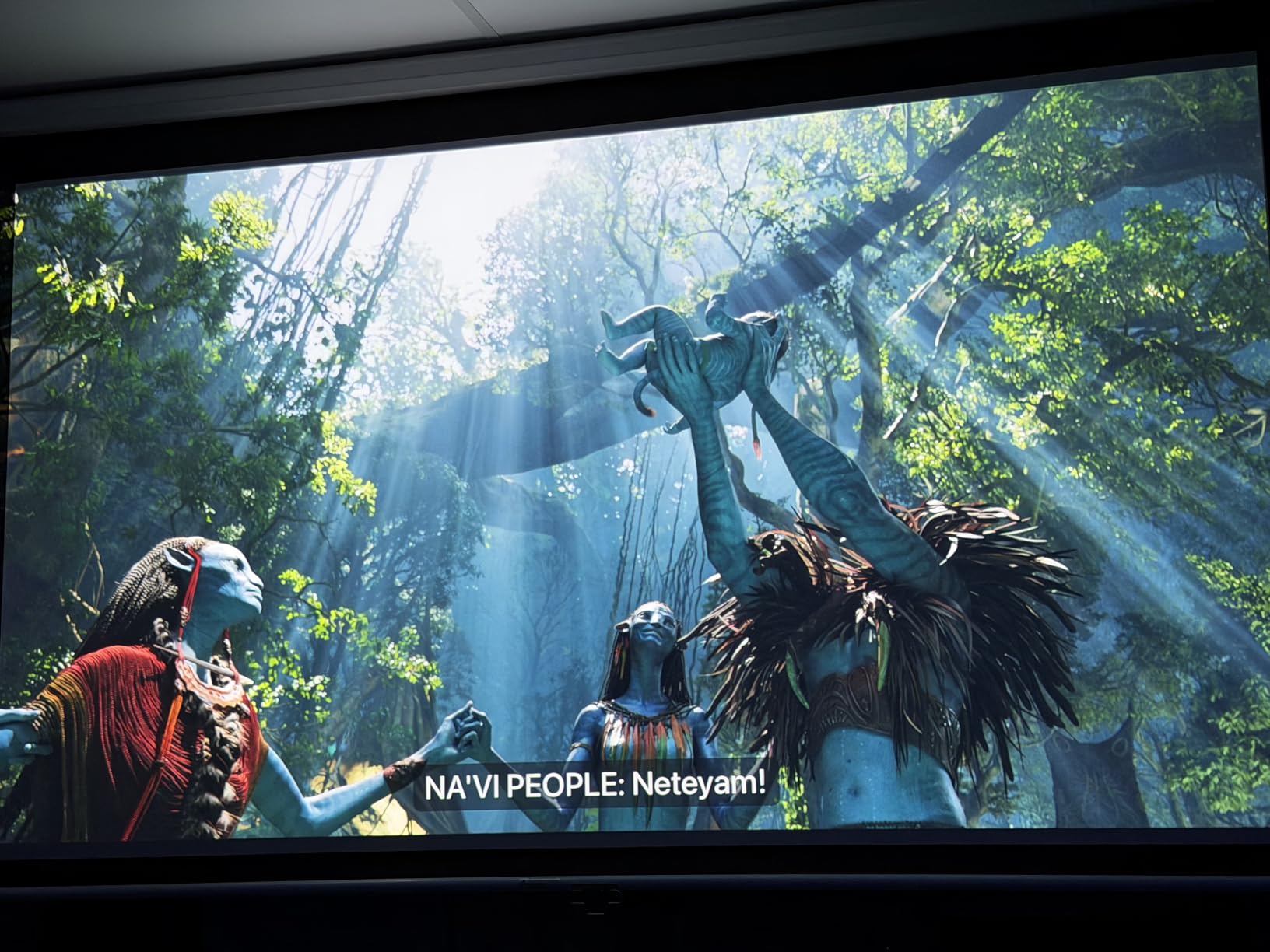 Home Cinema 3800 4K PRO-UHD 3-Chip 3LCD Projector with HDR Technology customer photo 1