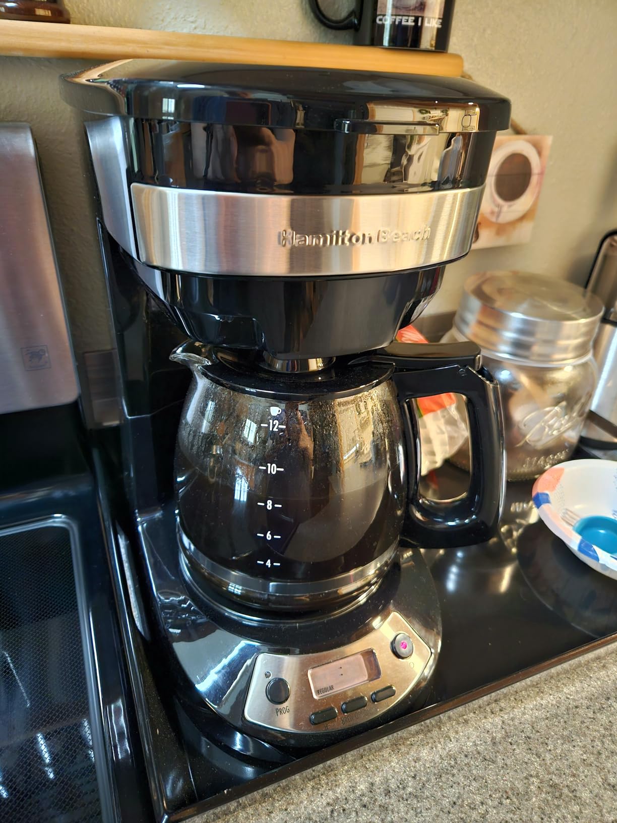 Hamilton Beach 12 Cup Programmable Drip Coffee Maker | Regular & Bold Brew Options | Auto Pause and Pour | Glass Carafe | Black Stainless | 46293J customer photo 2