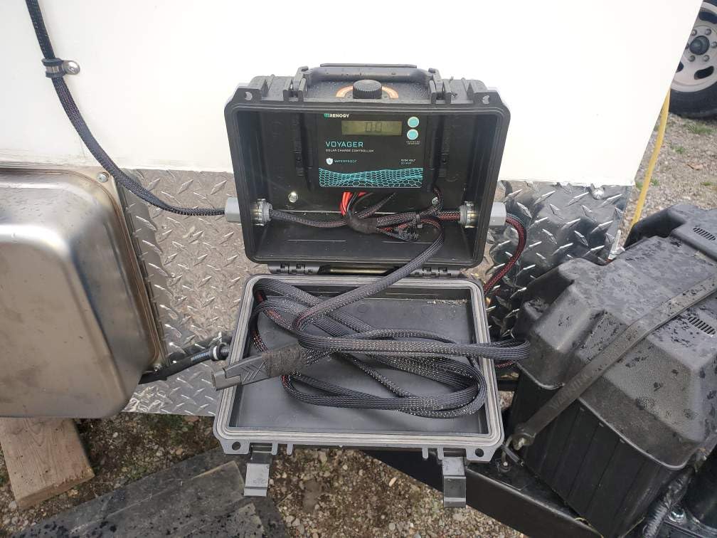 Renogy Voyager 20A PWM Solar Charge Controller IP67 12/24V for Marine | 55V PV input, AGM/Gel/Flooded (auto), Li (manual), overcharge/short protection, waterproof, positive ground, LCD, for Boats customer photo 2