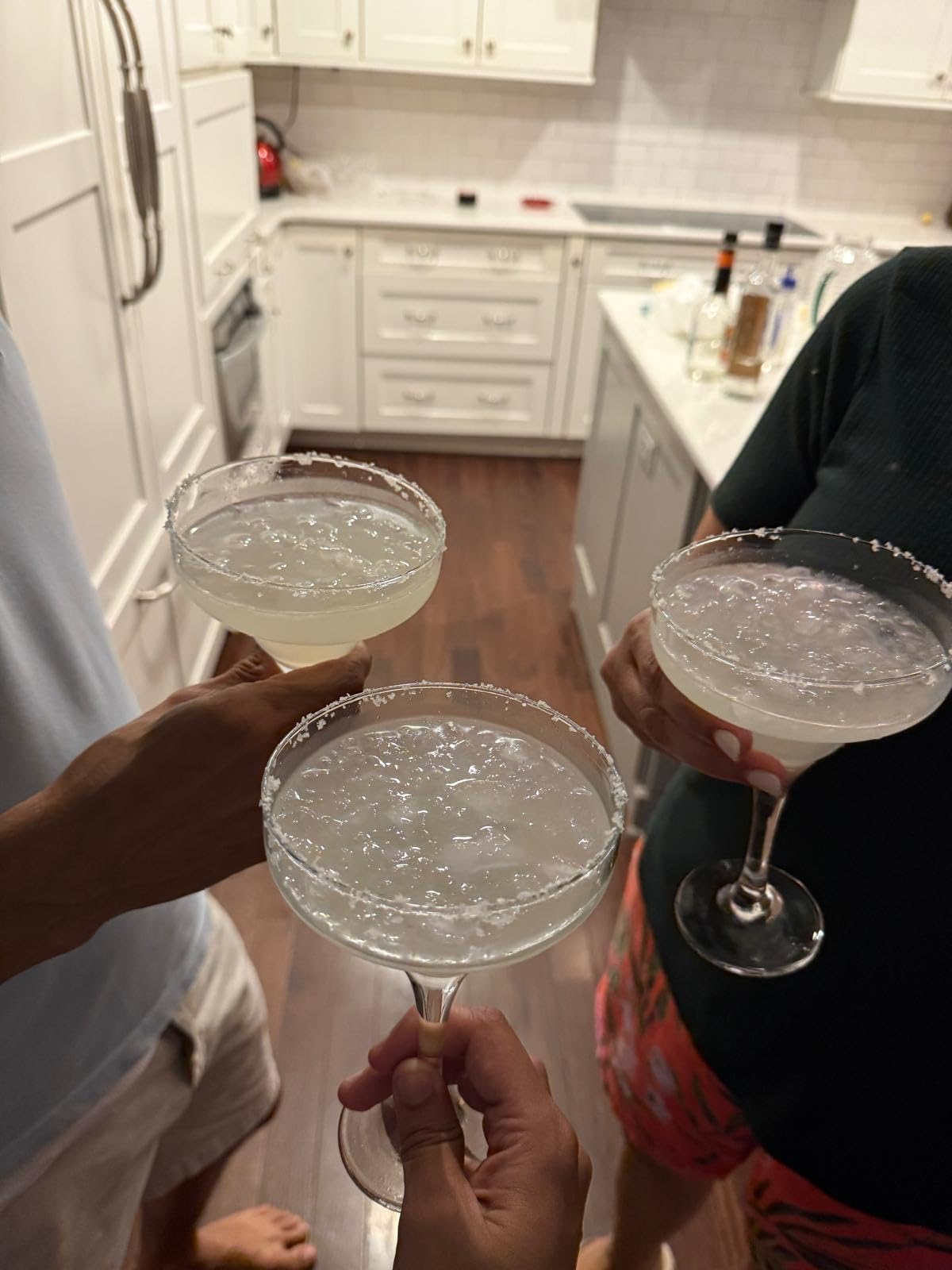 LAV Margarita Glasses Set of 4 - Margarita Cocktail Glasses 10.25 oz - Clear Daiquiri Glasses for Parties - Classic Cocktail Drinking Glasses for Frozen Drinks customer photo 1
