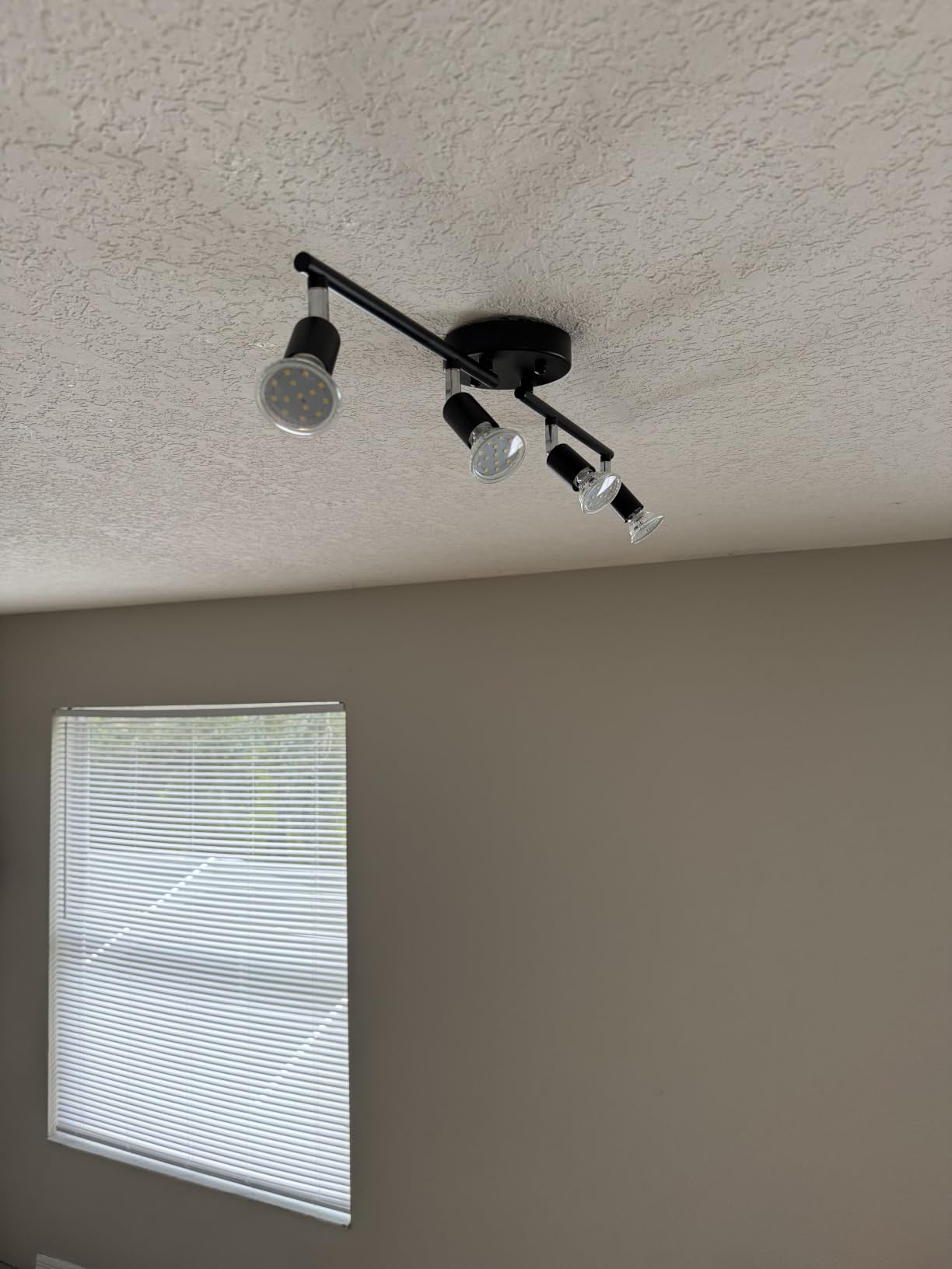 LED 6 Light Track Lighting Kit, 46.5'' Matt Nickel 6 Way Ceiling Spot Lighting, Flexibly Rotatable Head, Modern Track Light Included 6 x LED GU10 Bulb (4W, Daylight White 5000K, 400LM) customer photo 2
