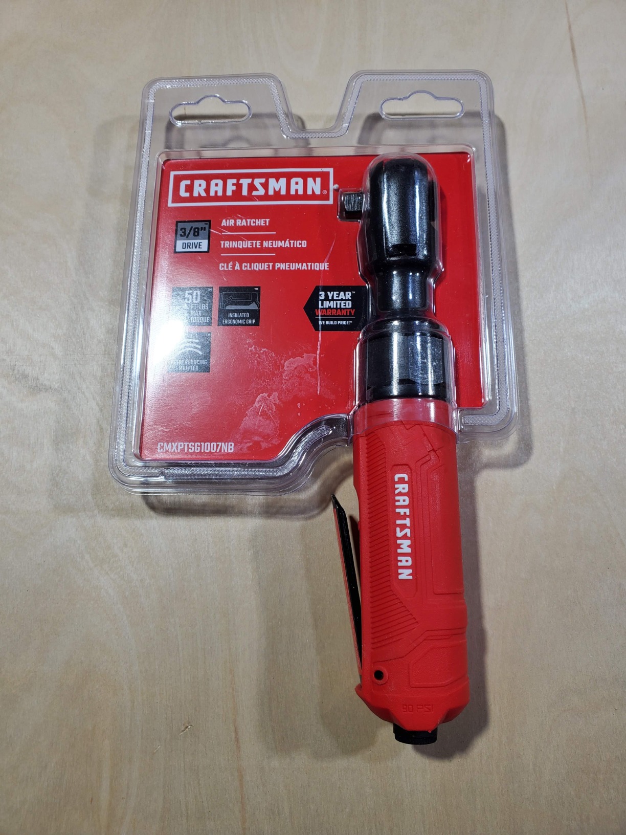 CRAFTSMAN 3/8-in Air Ratchet Wrench, Maximum Torque 50 ft-lbs, Insulated Handle, Easy Access Switch, 4.4 SCFM at 90 PSI customer photo 1