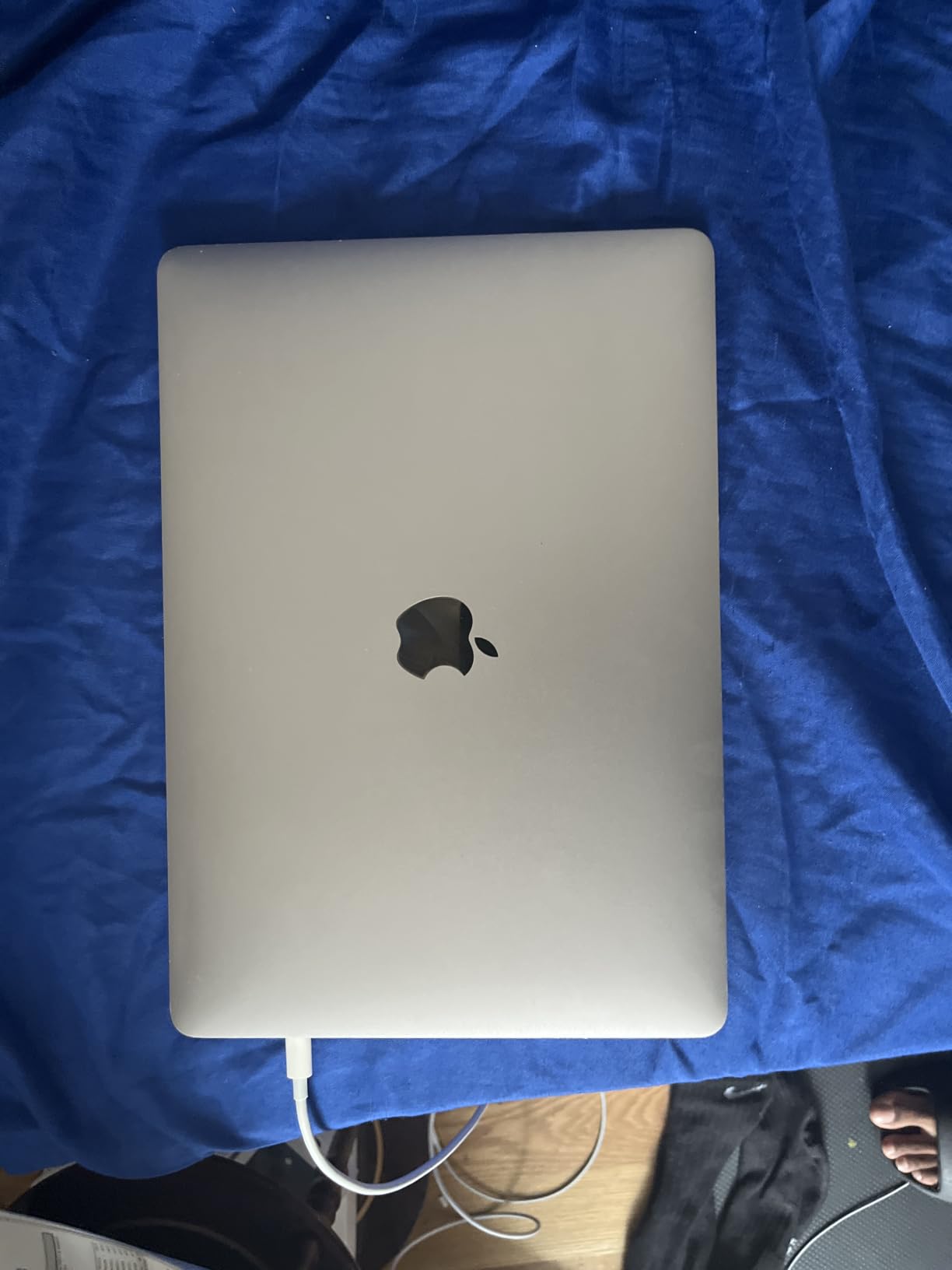 New Apple MacBook Pro (13-inch, 8GB RAM, 256GB Storage) - Space Gray (Renewed) customer photo 2