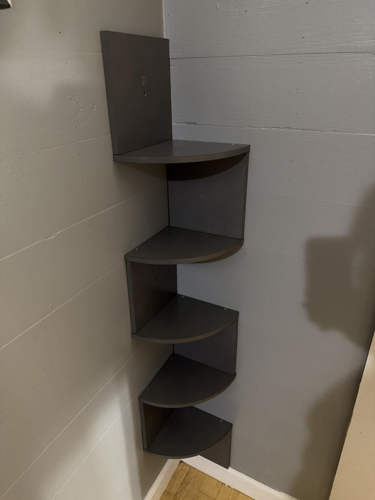 VASAGLE CUSTOS Collection - Corner Shelf Wall Mount, 5-Tier Floating Corner Bookshelf, Plant Shelf for Bedroom, Living Room, Bathroom, Home Office, Rustic Brown ULBC72BX customer photo 1