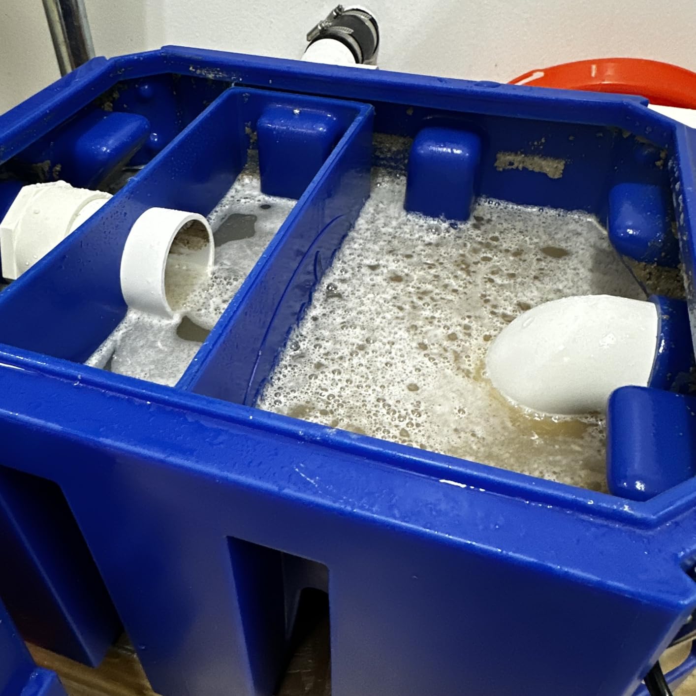 Beseder Grease Trap Interceptor 4 GPM Plastic for Home, Cafe, Restaurant | Certified for Commercial Kitchen use in the US | Under-sink installation | Max Grease Capacity 22 Lb | NPT adapters included customer photo 1