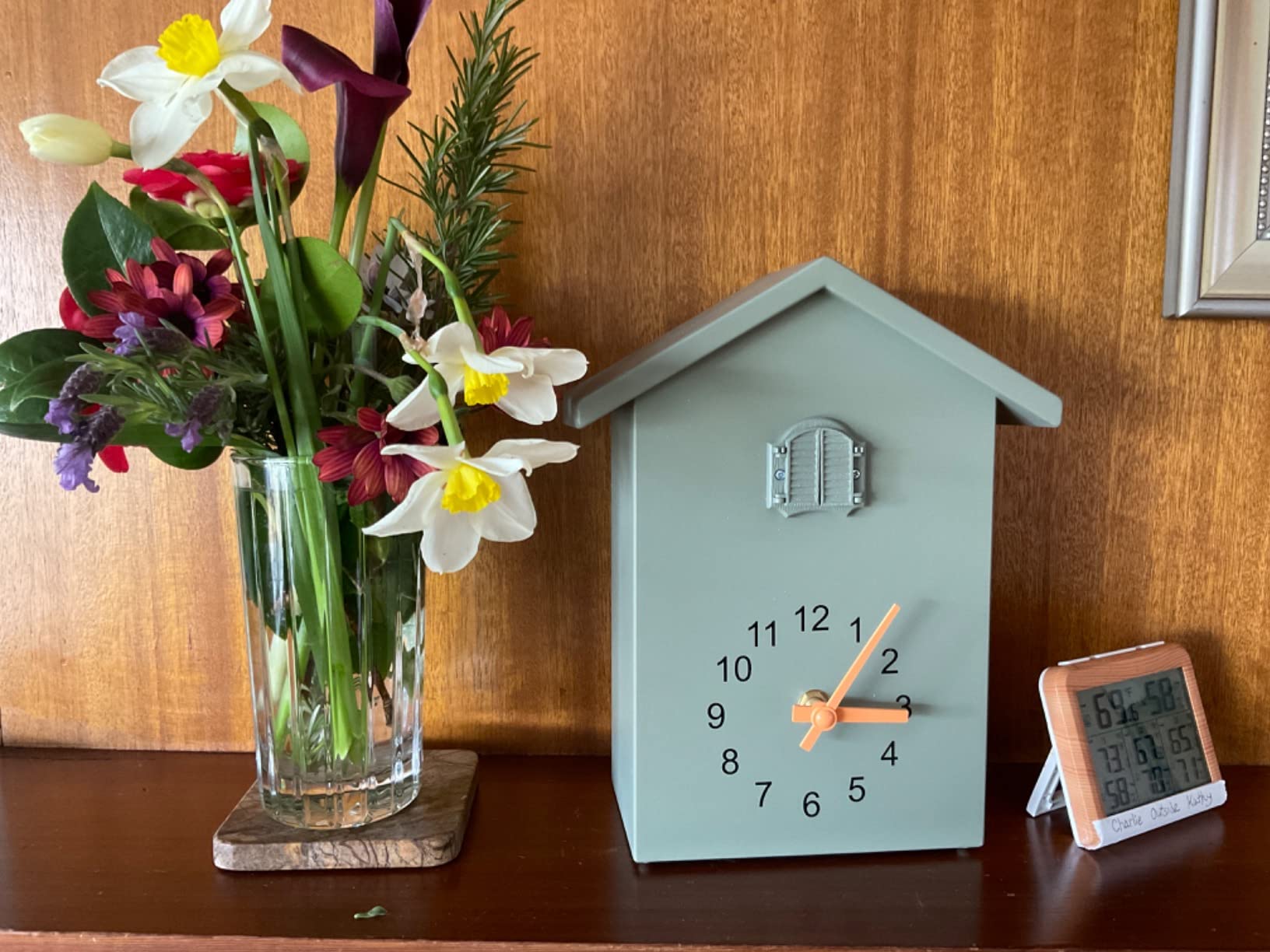 KEYPOWER Cuckoo Clock Cuckoo Wall Clock,Cuckoo Bird Voices Call, Design Clock Pendulum, Bird House, Wall Art Home Living Room Kitchen Office Decoration (Green) customer photo 2