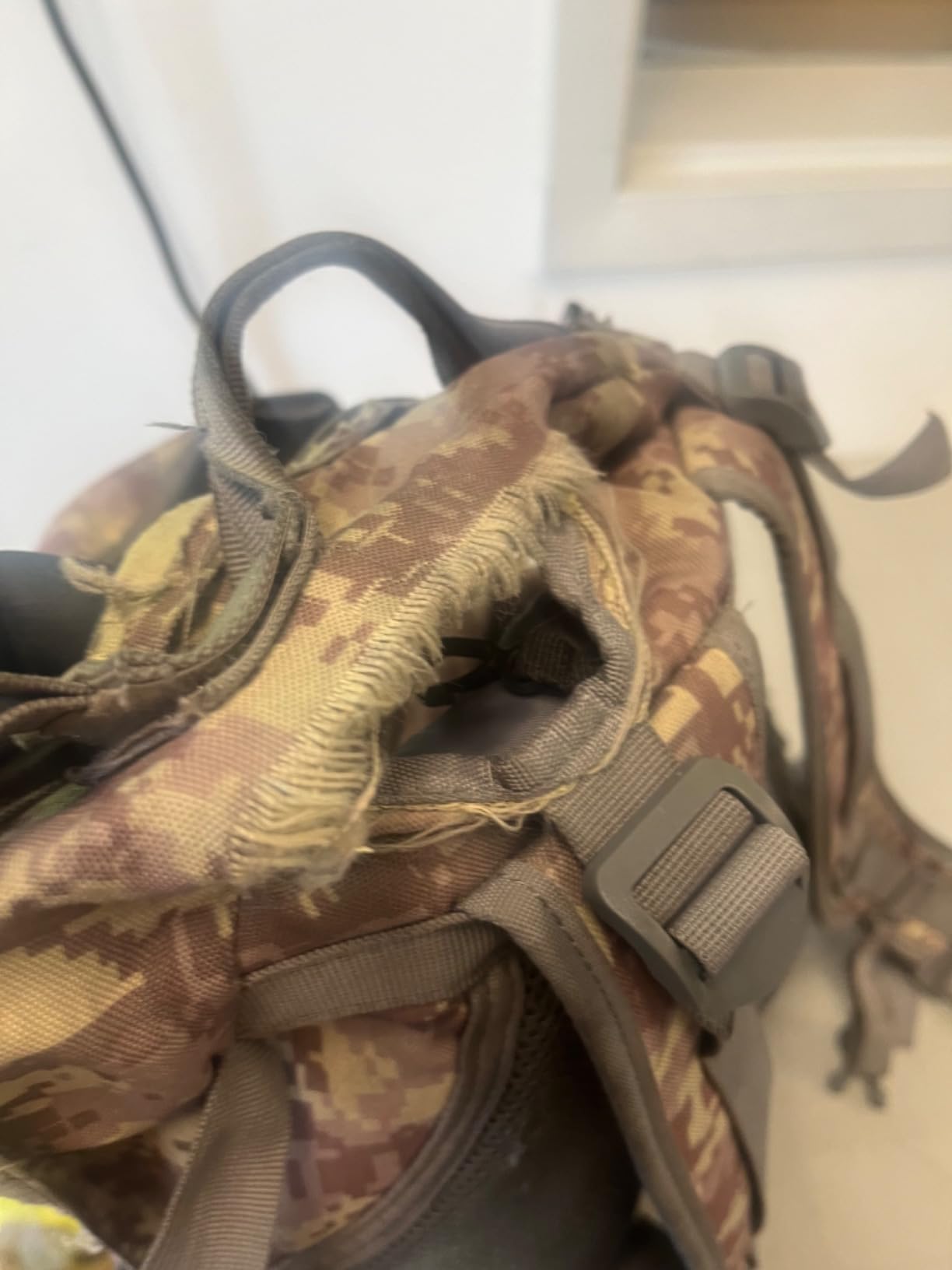 Jueachy Tactical Backpack for Men Hiking Day Pack Molle Military Rucksack Waterproof 30L EDC Bag with USA Flag Patch customer photo 1