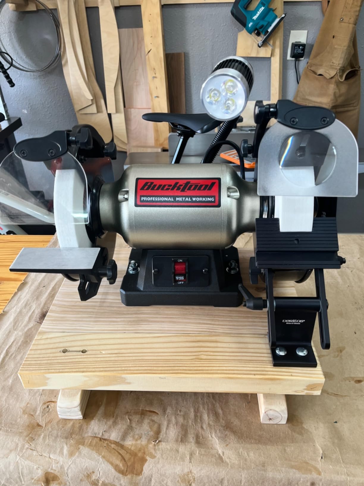 BUCKTOOL 8