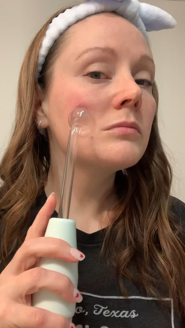 Pure Daily Care NuDerma Clinical Portable Skin Therapy Wand, Machine with 6 Fusion Neon + Argon Wands - Anti Aging - Clarifying - Skin Tightening & Radiance - Wrinkle Reducing customer photo 2