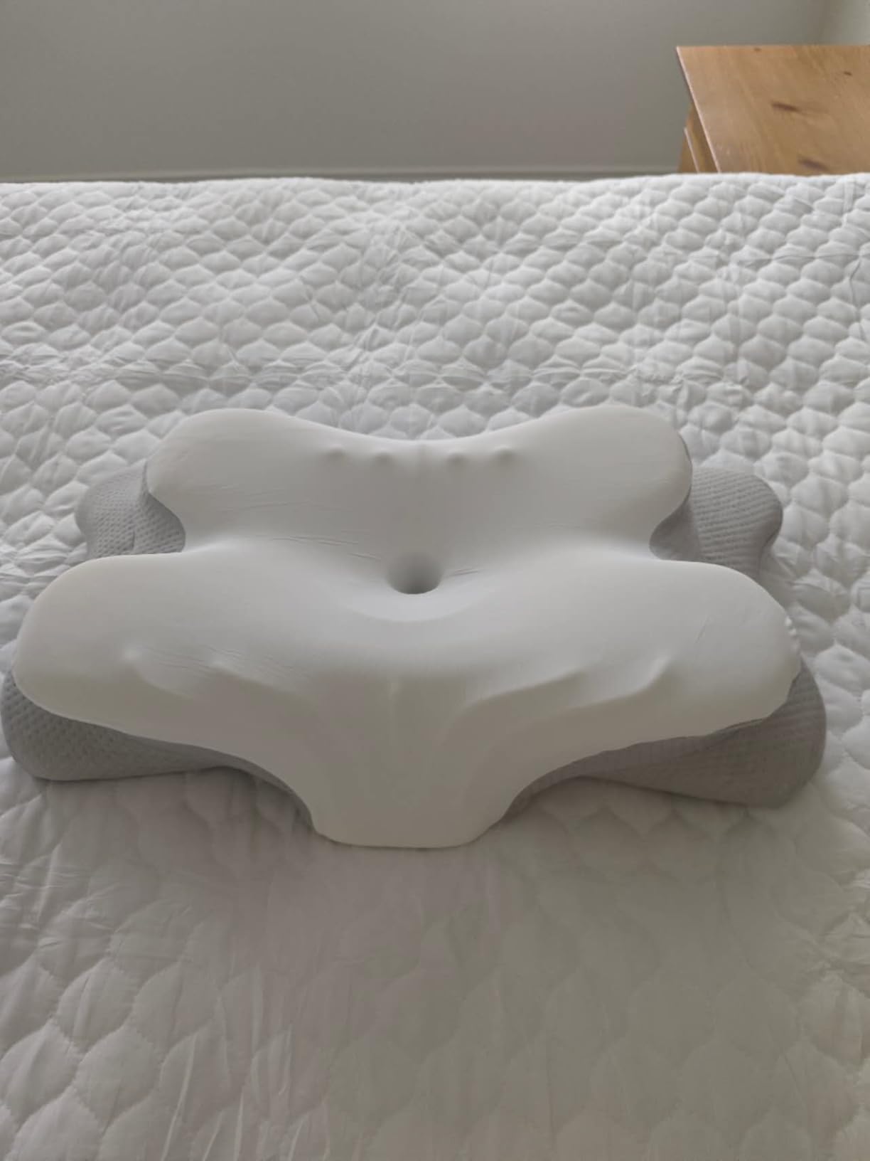 VYLEE Cervical Neck Pillow for Pain Relief, Ergonomic Memory Foam Pillow for Neck Support, Cooling Contour Orthopedic Pillow for Side, Back & Stomach Sleepers customer photo 1