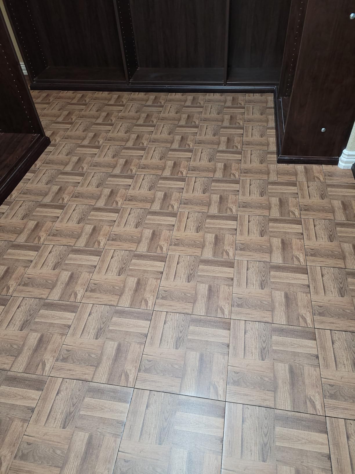 SnapLock Portable Dance Floor Kit, 3'x3', Oak Finish, 9 Sq Ft customer photo 2