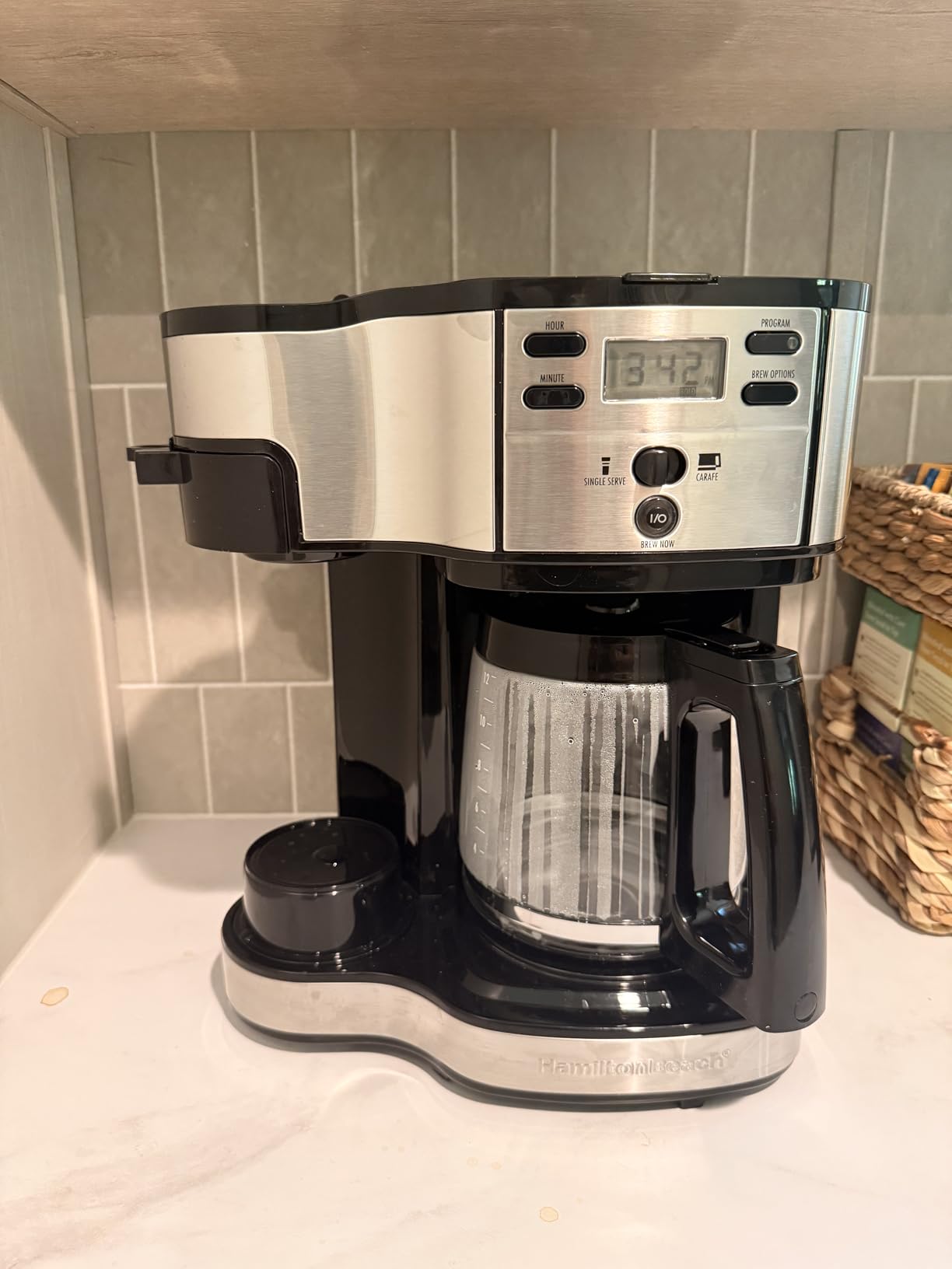 Hamilton Beach 2-Way Programmable Coffee Maker & Single Serve Coffee Maker | 12 Cup Glass Carafe | White with Stainless Steel Accents | 49933 customer photo 1