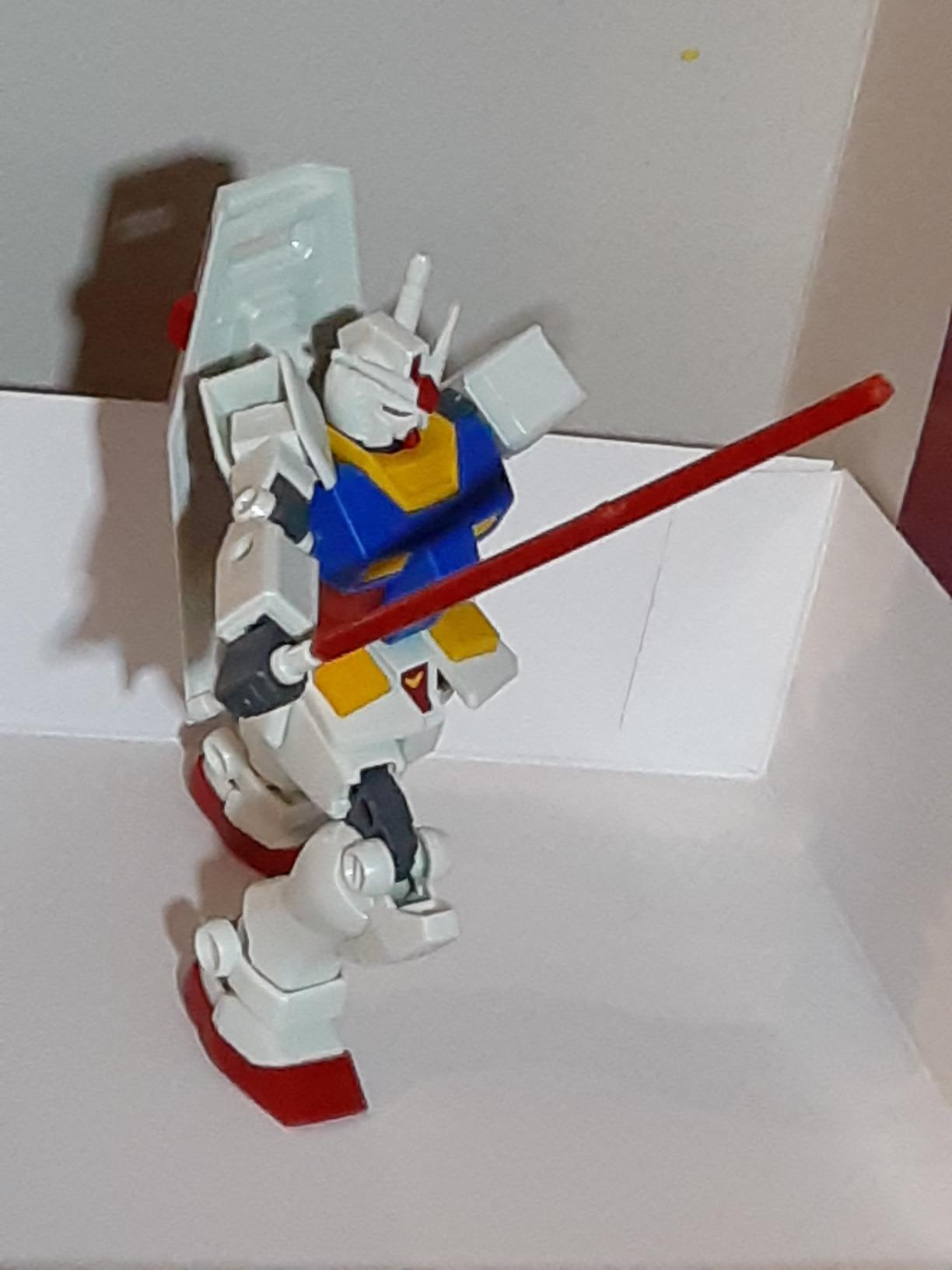 Bandai Hobby - Mobile Suit Gundam - 1/144 RX-78-2 Gundam, Bandai Spirits Entry Grade Model Kit customer photo 2