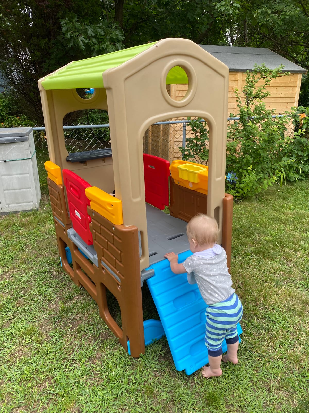 Simplay3 Young Explorers Discovery Playhouse - Indoor or Outdoor Clubhouse and Activity Playset for Toddlers and Kids, Made in USA customer photo 2
