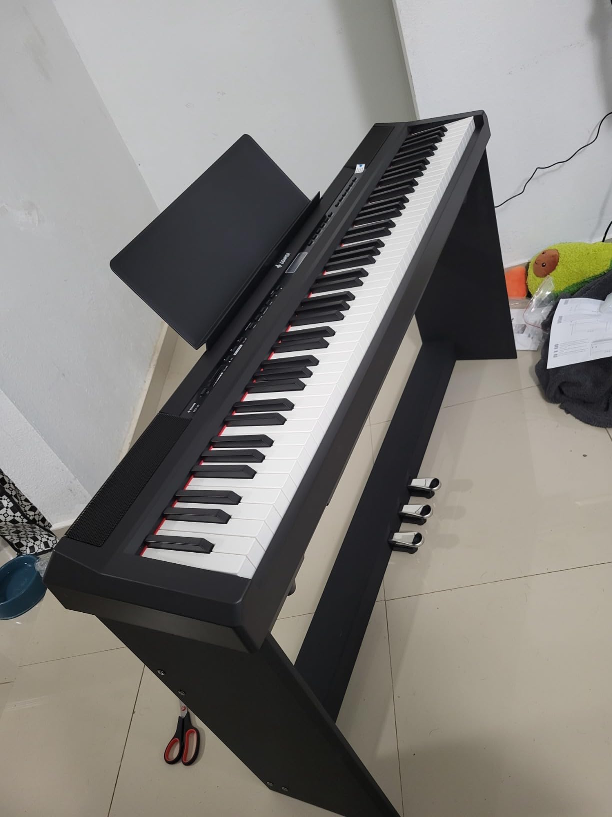 Donner DEP-20 Beginner Digital Piano 88 Key Full Size Weighted Keyboard, Portable Electric Piano with Furniture Stand, 3-Pedal Unit customer photo 1
